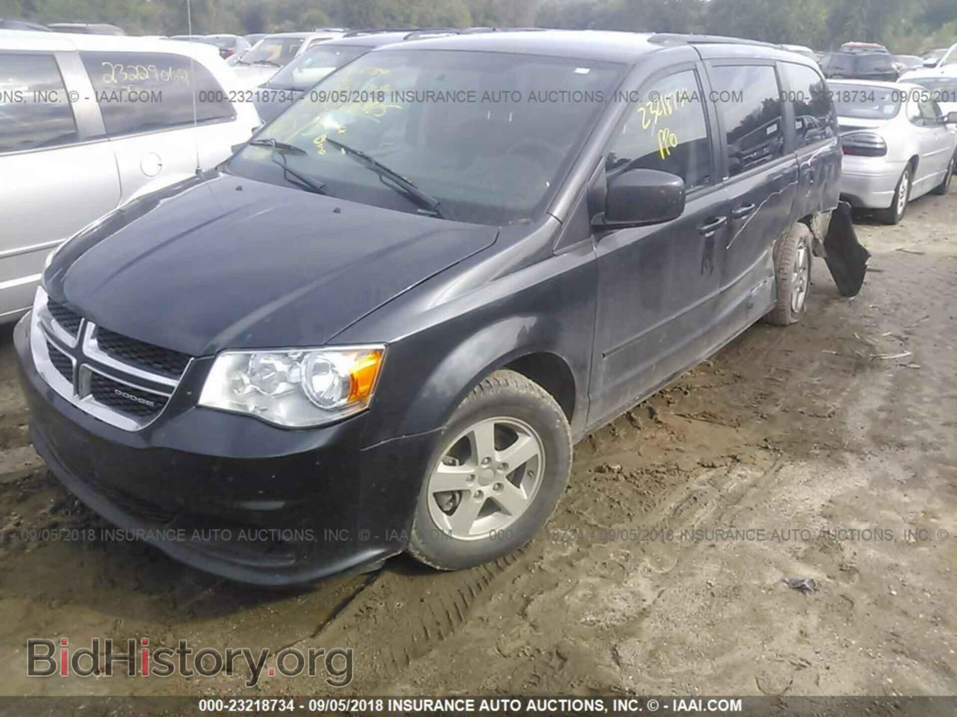 2011 Dodge Grand caravan - VIN: 2D4RN3DG6BR792247 - Фото 2