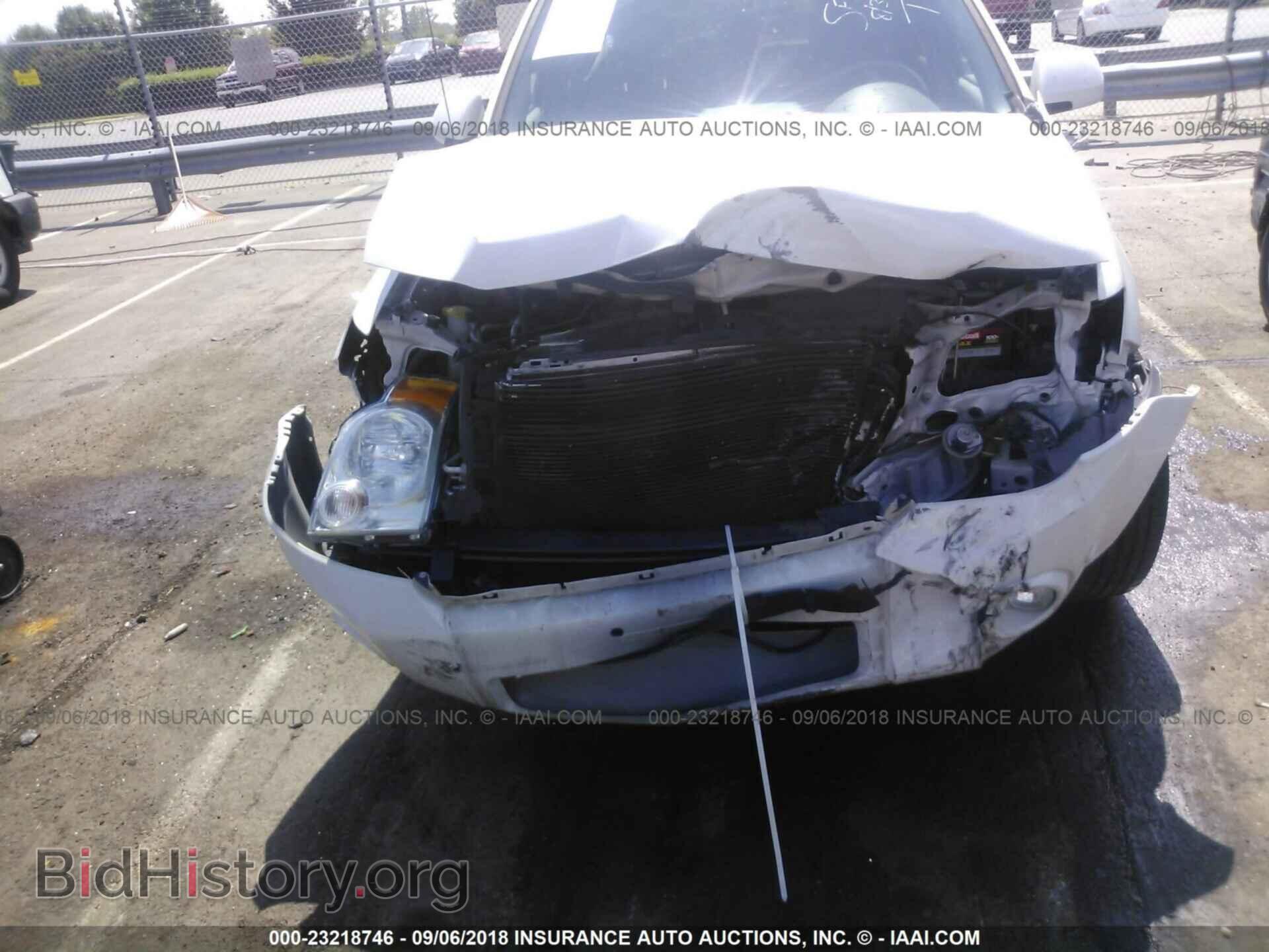 2011 Ford Escape - VIN: 1FMCU0EG1BKC01965 - Фото 6