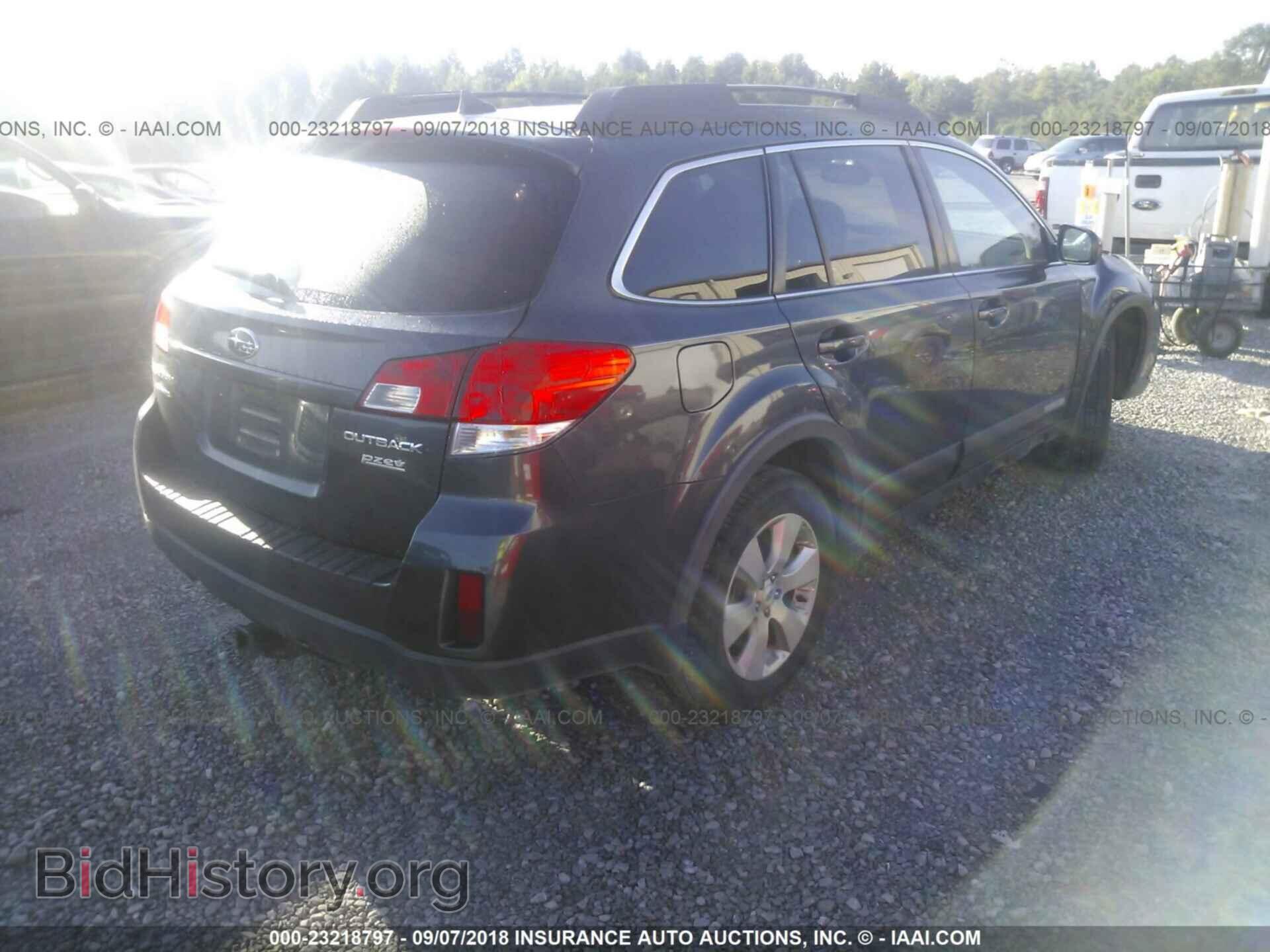 2011 Subaru Outback - VIN: 4S4BRBKC7B3447374 - Фото 4