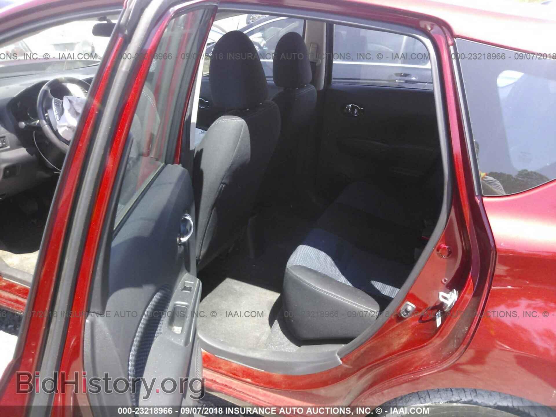 2016 Nissan Versa note - VIN: 3N1CE2CP3GL370572 - Photo 8