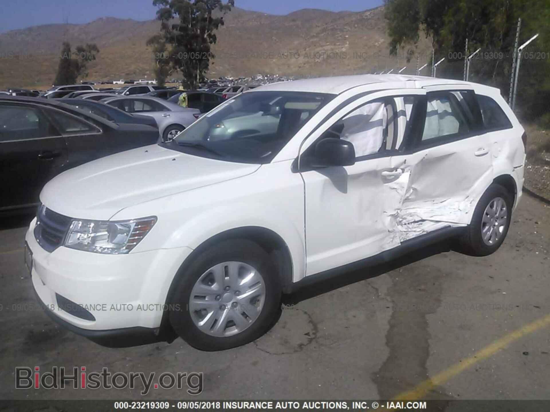 2015 Dodge Journey - VIN: 3C4PDCAB5FT587408 - Фото 2