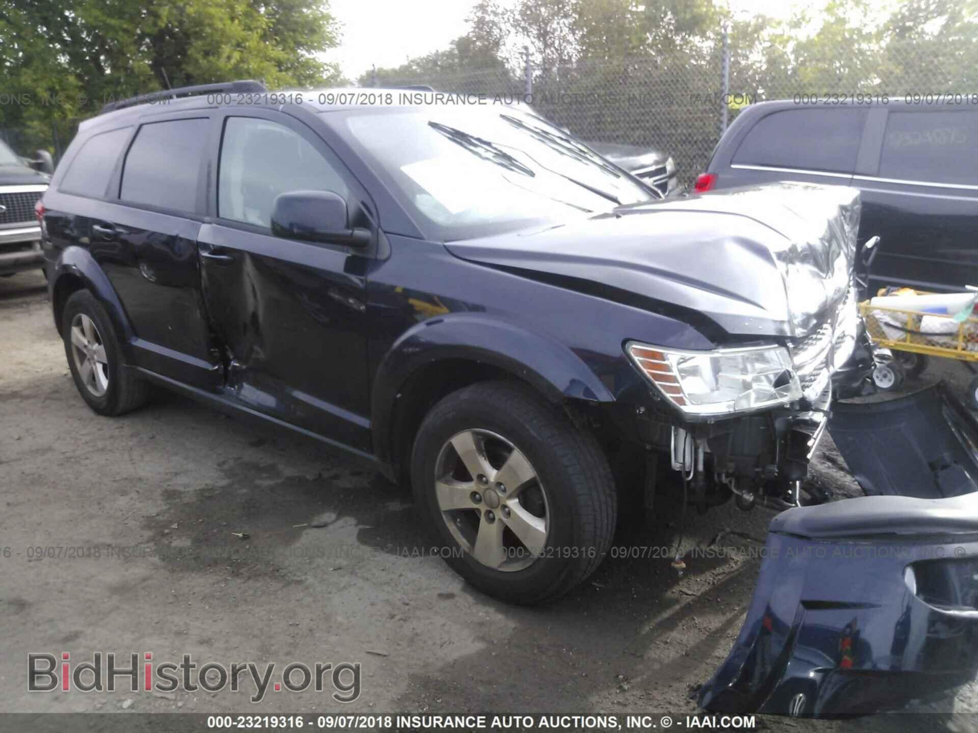 Фотография 3D4PG1FG5BT506078 - Dodge Journey 2011