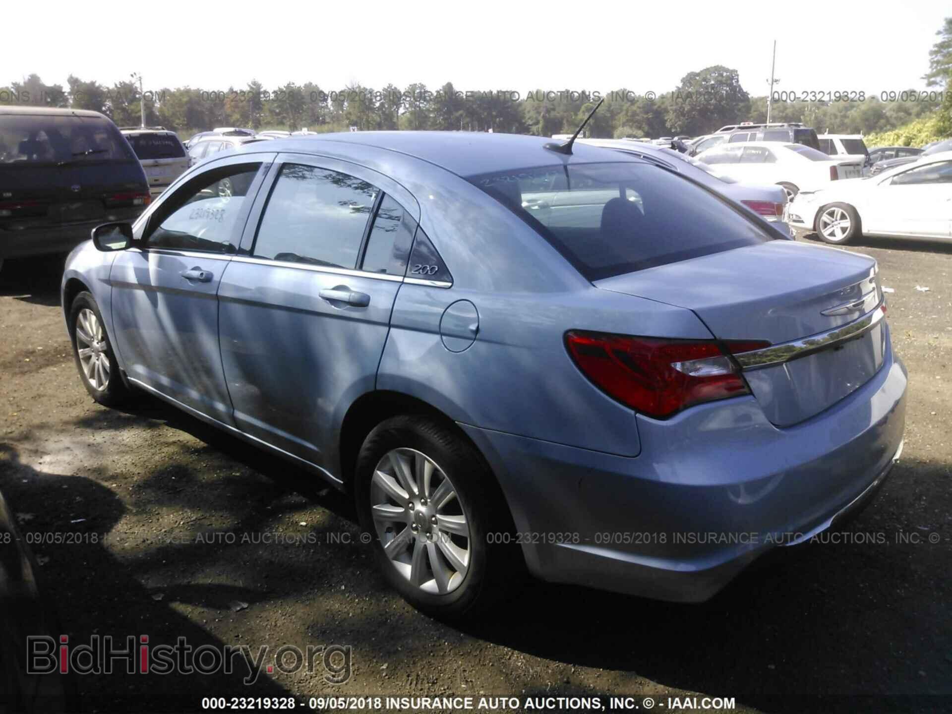 2013 Chrysler 200 - VIN: 1C3CCBBB9DN570574 - Photo 3