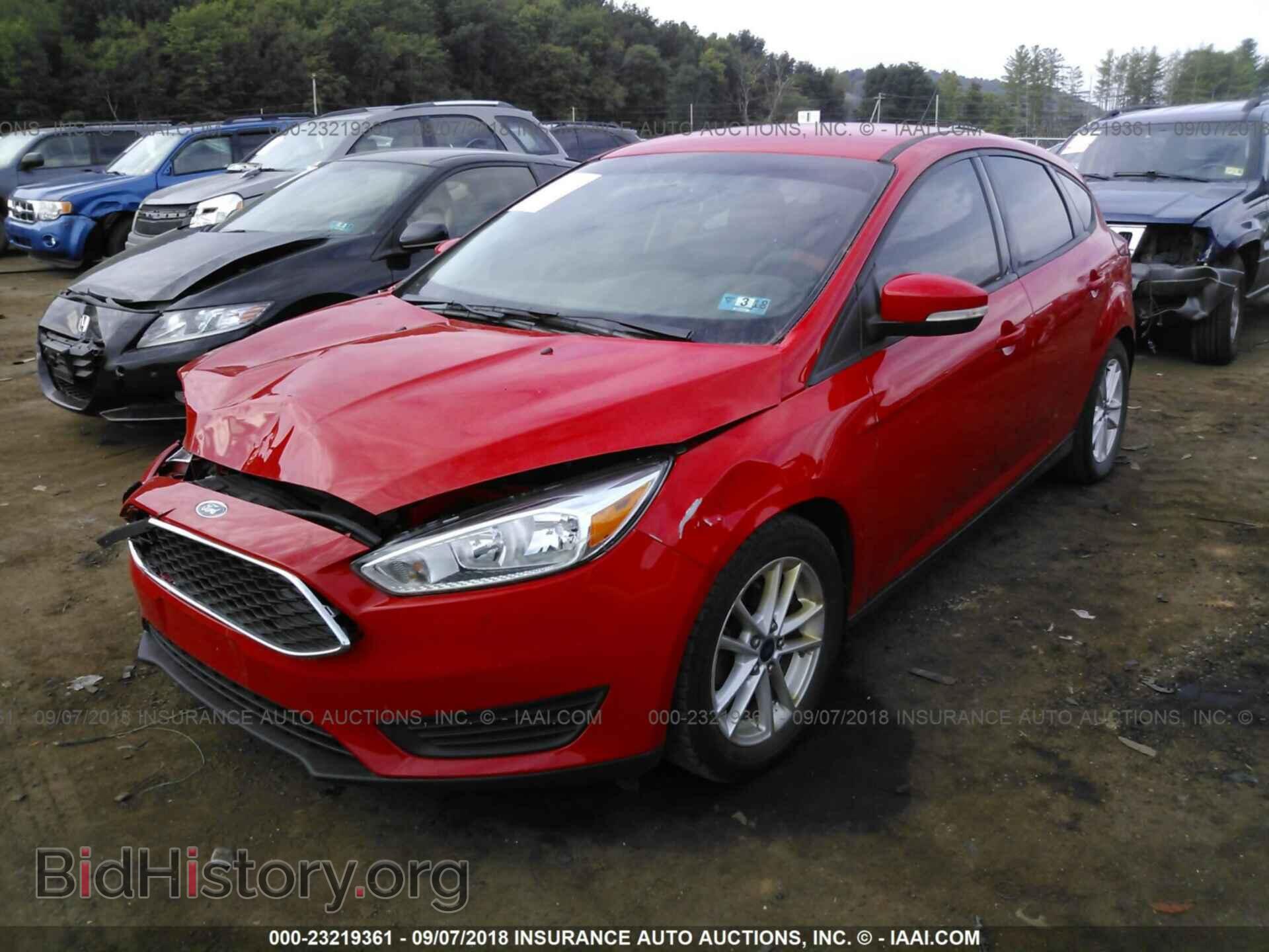 2015 Ford Focus - VIN: 1FADP3K21FL229734 - Фото 2