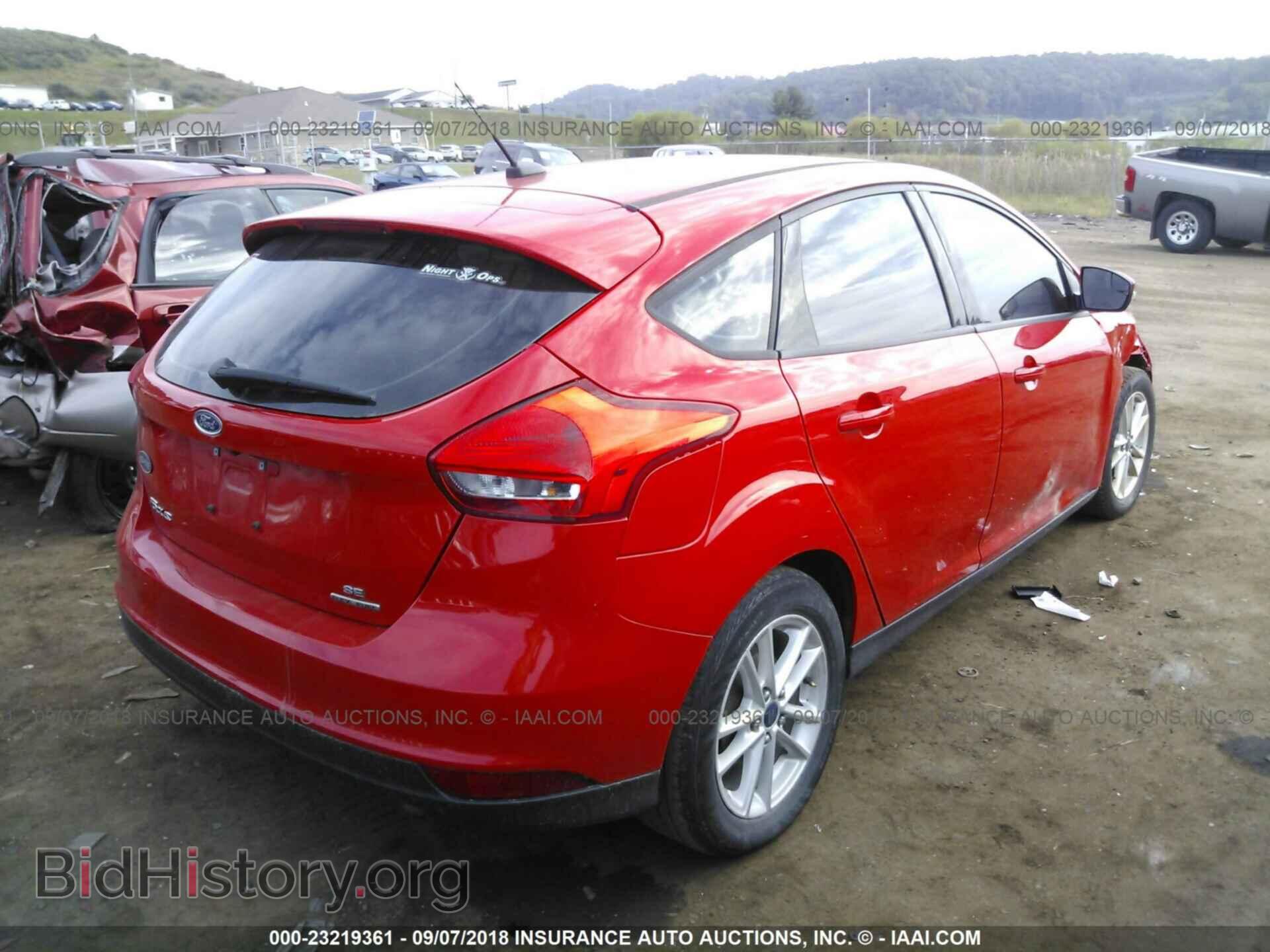 2015 Ford Focus - VIN: 1FADP3K21FL229734 - Фото 4