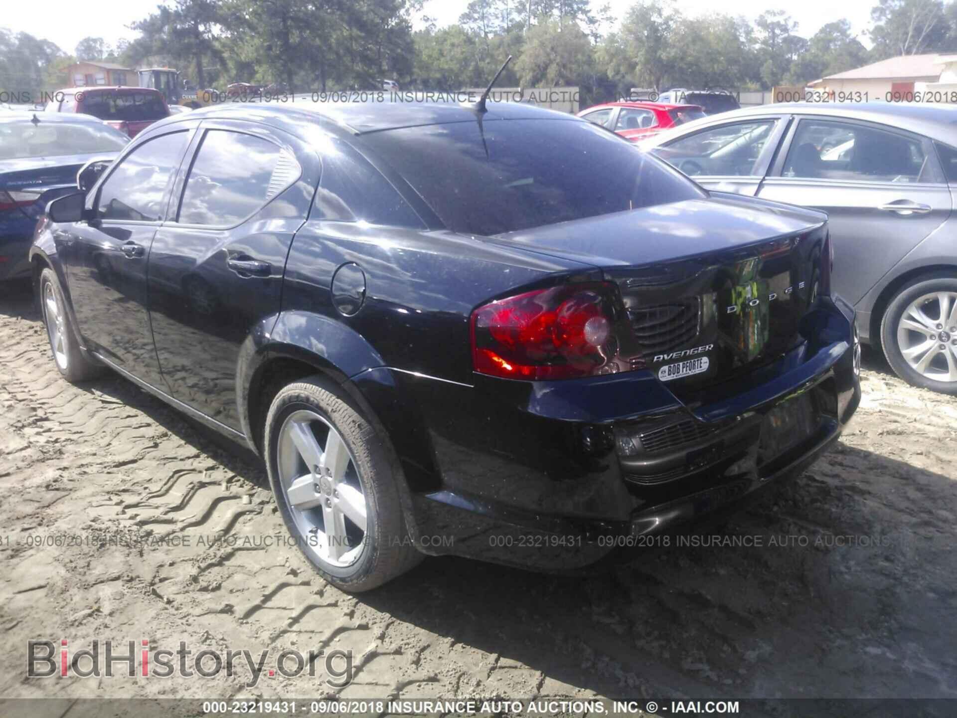 2013 Dodge Avenger - VIN: 1C3CDZAB1DN518492 - Photo 3