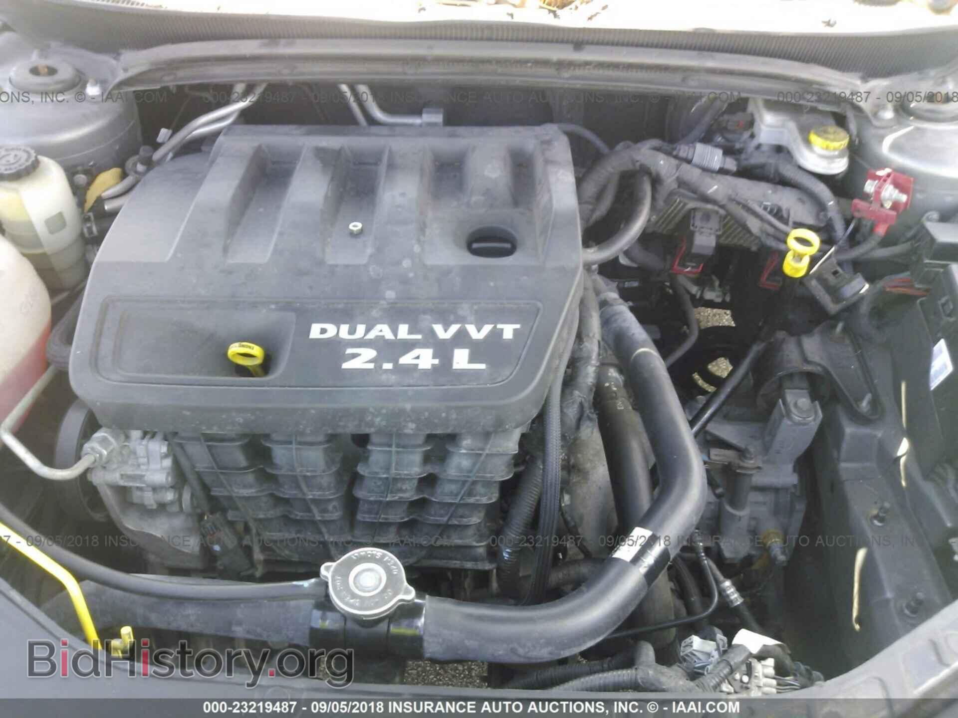 2012 Chrysler 200 - VIN: 1C3CCBBBXCN117188 - Фото 6