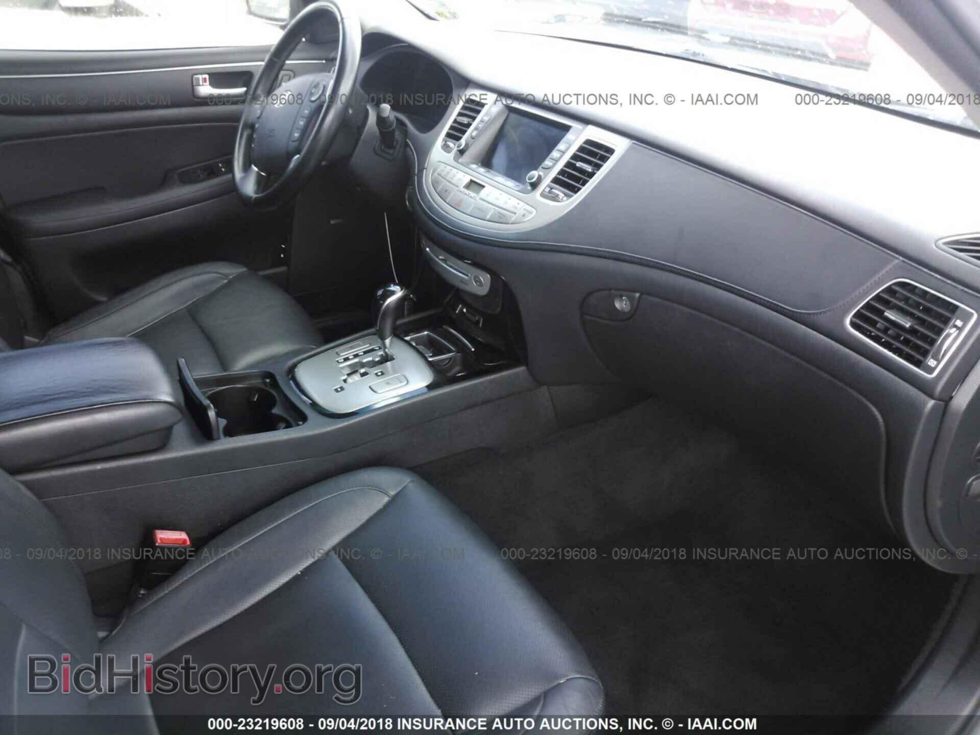 2012 Hyundai Genesis - VIN: KMHGC4DD2CU169357 - Фото 5