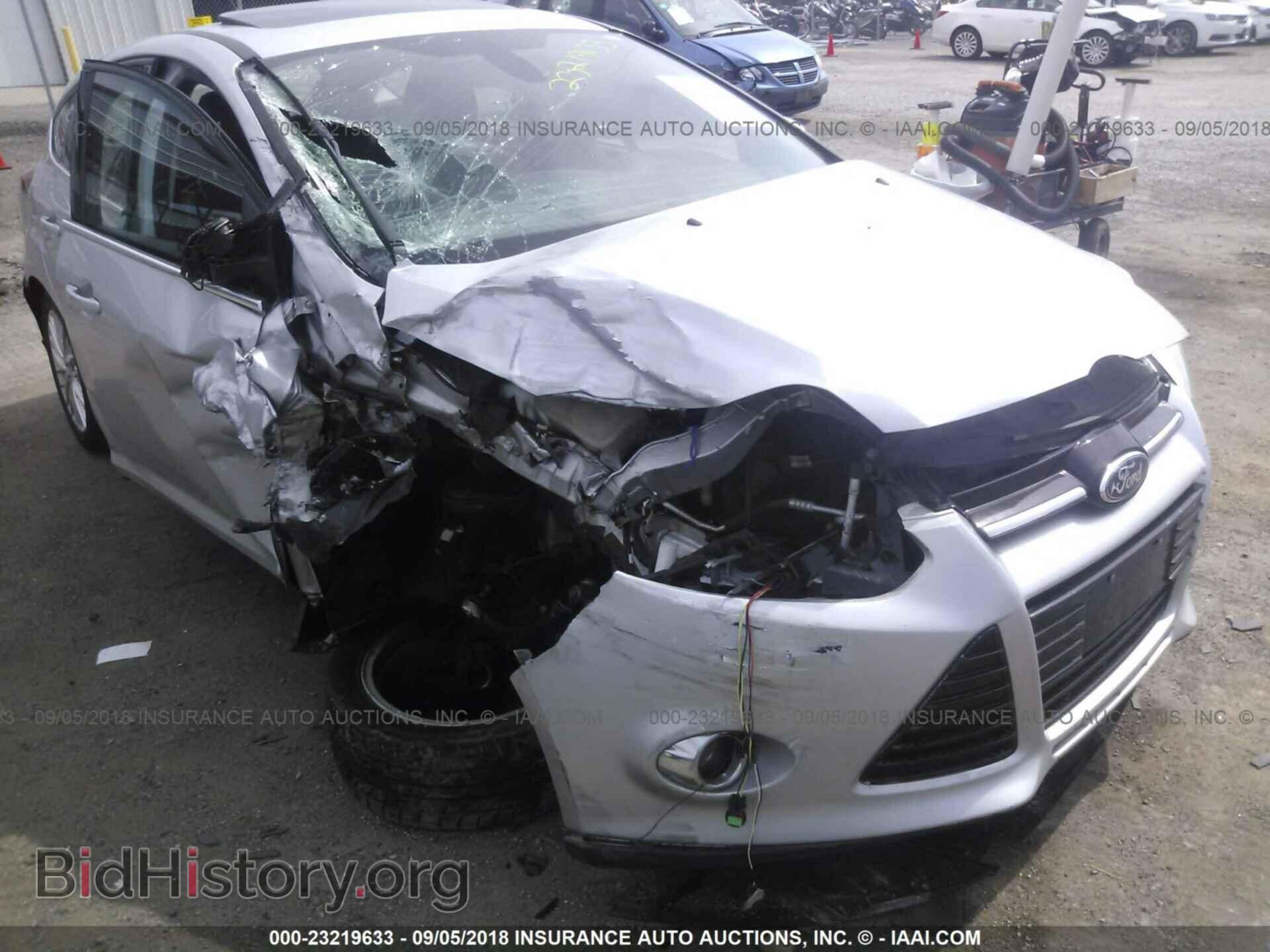 2012 Ford Focus - VIN: 1FAHP3M2XCL454082 - Фото 6