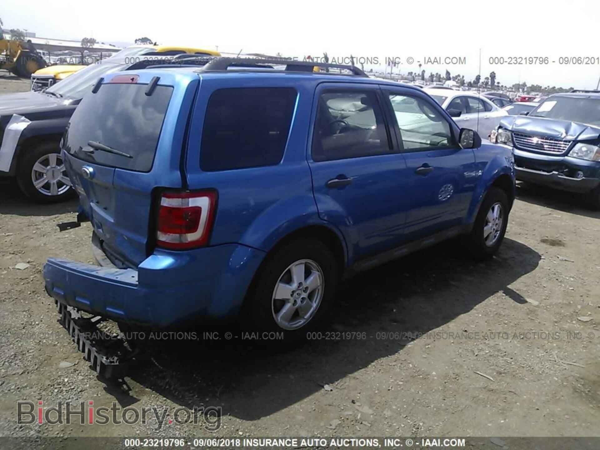 2012 Ford Escape - VIN: 1FMCU0D7XCKB51991 - Photo 4