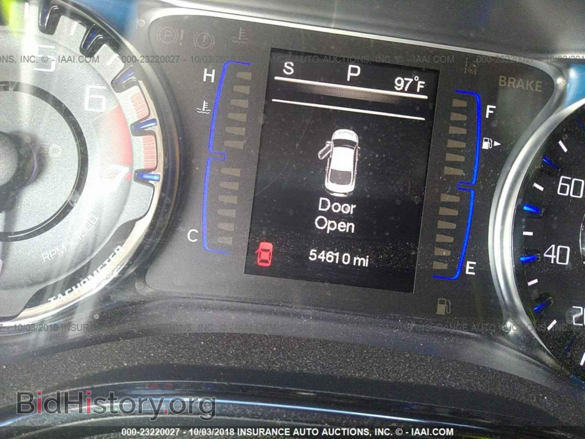 2015 Chrysler 200 - VIN: 1C3CCCBBXFN699755 - Фото 7
