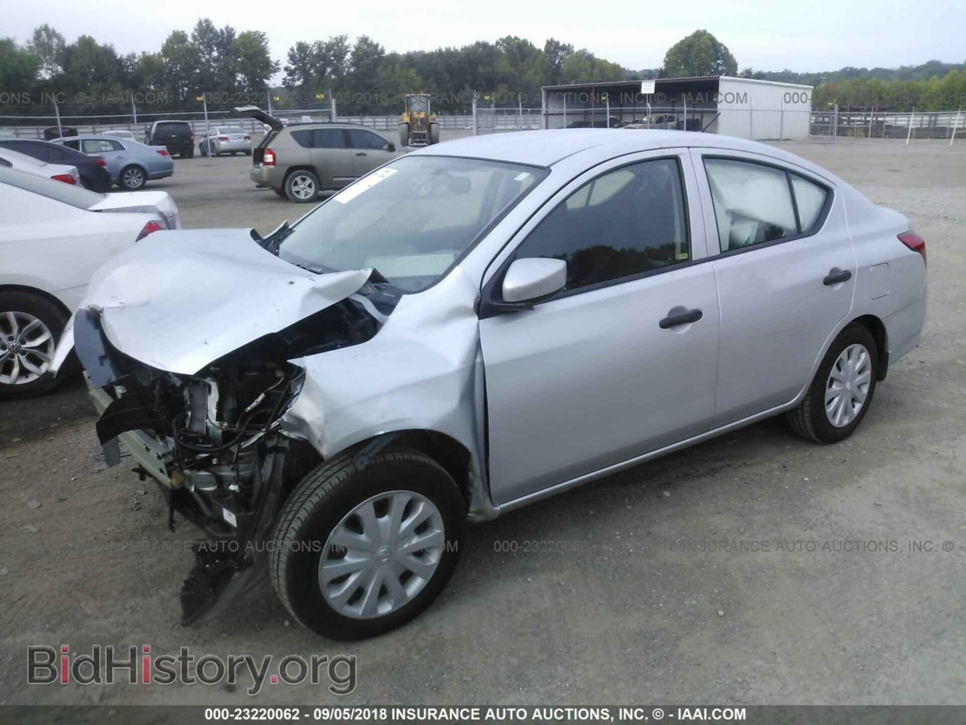 2017 Nissan Versa - VIN: 3N1CN7APXHL825211 - Фото 2
