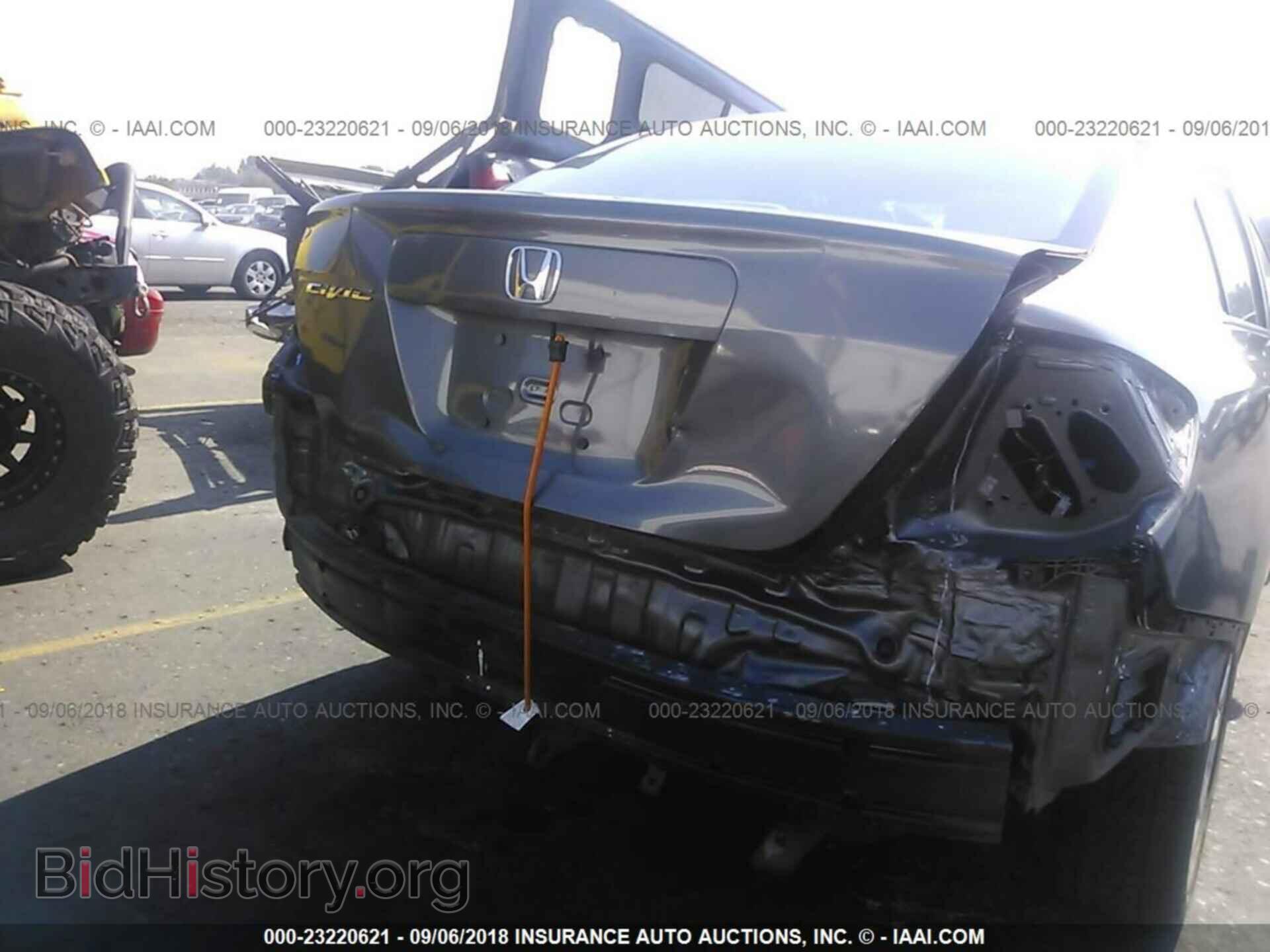 2012 Honda Civic - VIN: 2HGFB2F91CH547835 - Photo 6