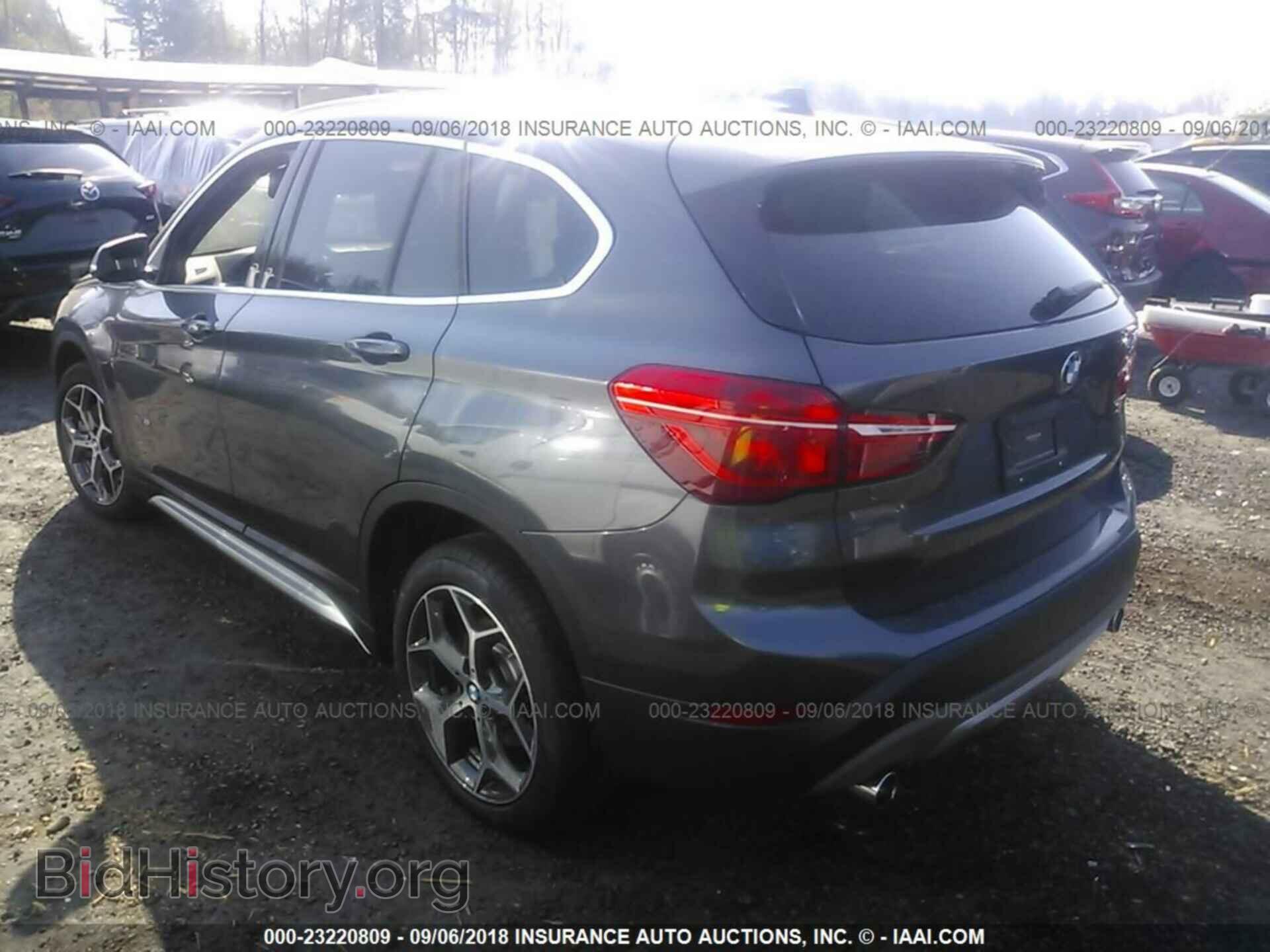 2018 Bmw X1 - VIN: WBXHT3C34J5K29435 - Фото 3