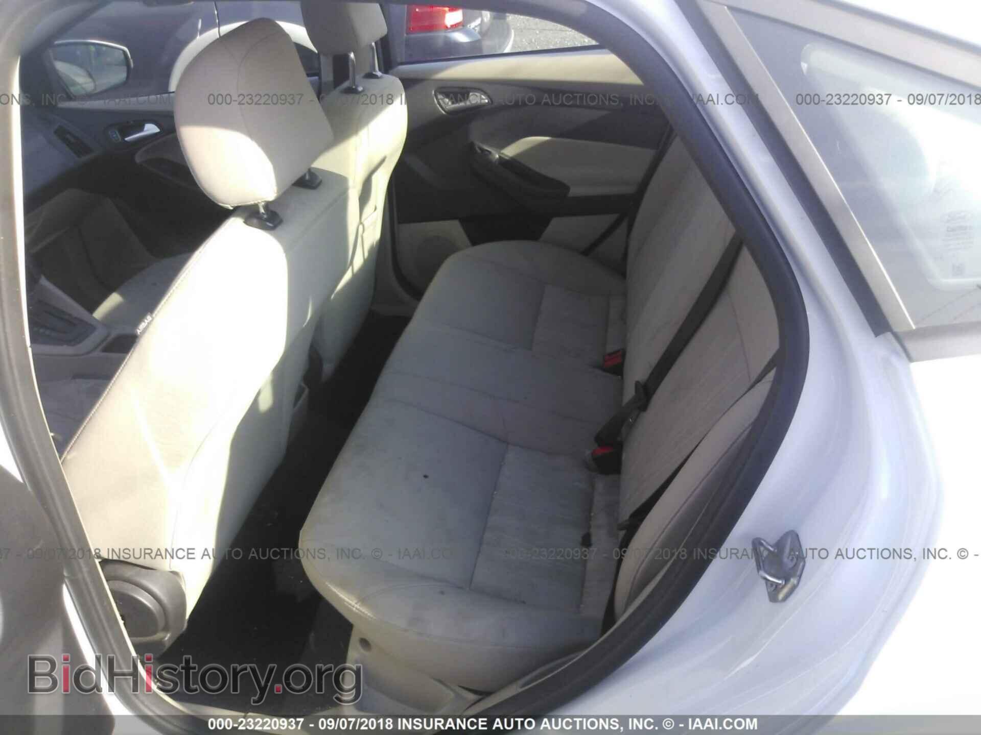 2015 Ford Focus - VIN: 1FADP3F23FL215926 - Фото 8