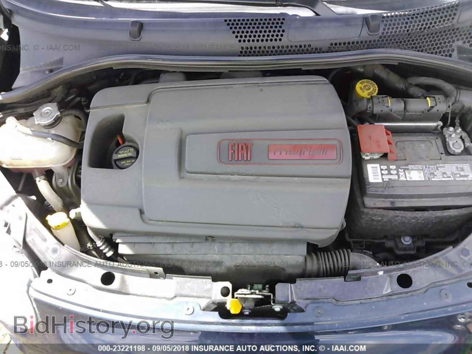 2015 Fiat 500 - VIN: 3C3CFFBR1FT625579 - Фото 10