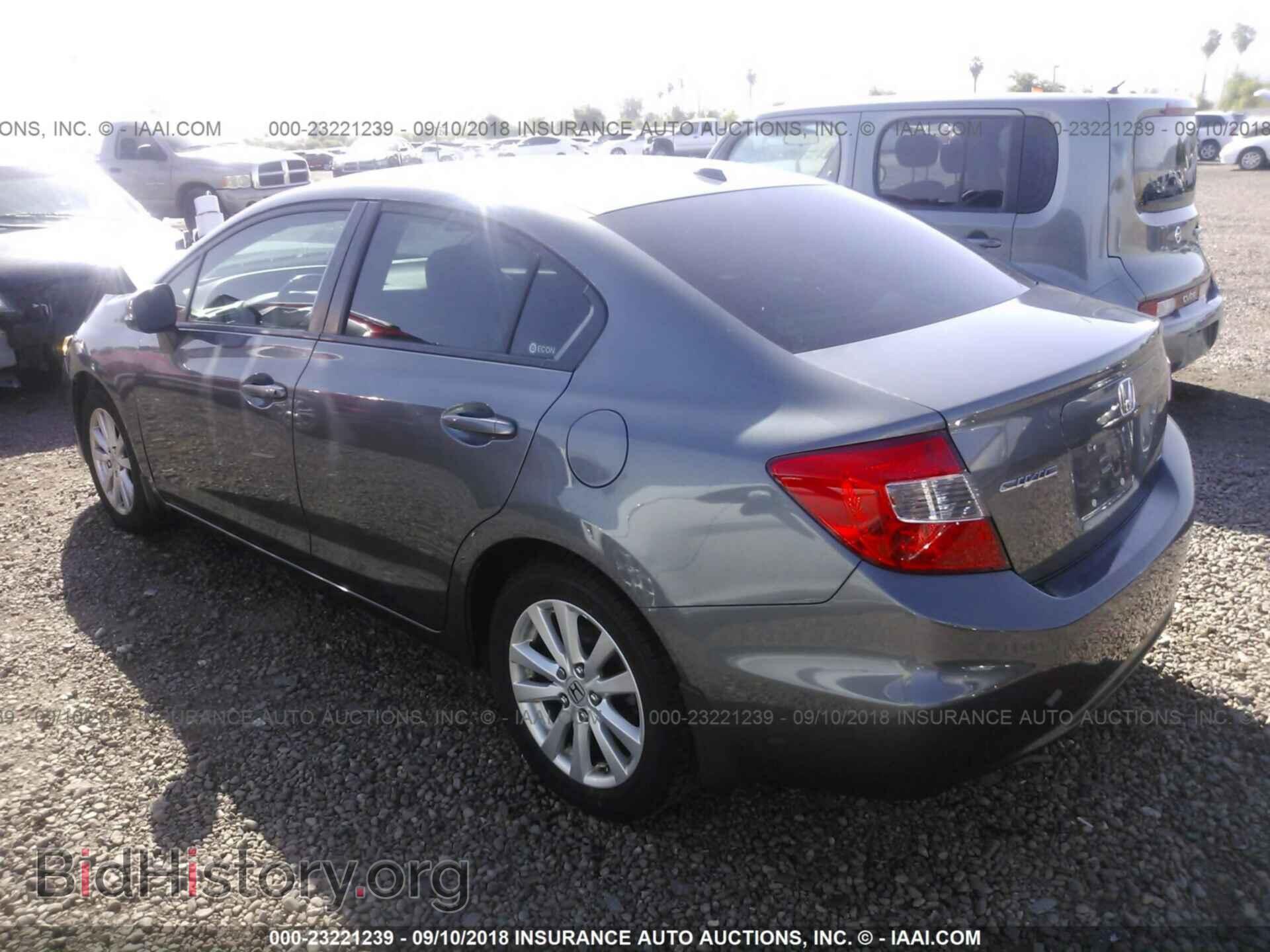 2012 Honda Civic - VIN: 19XFB2F97CE304217 - Фото 3