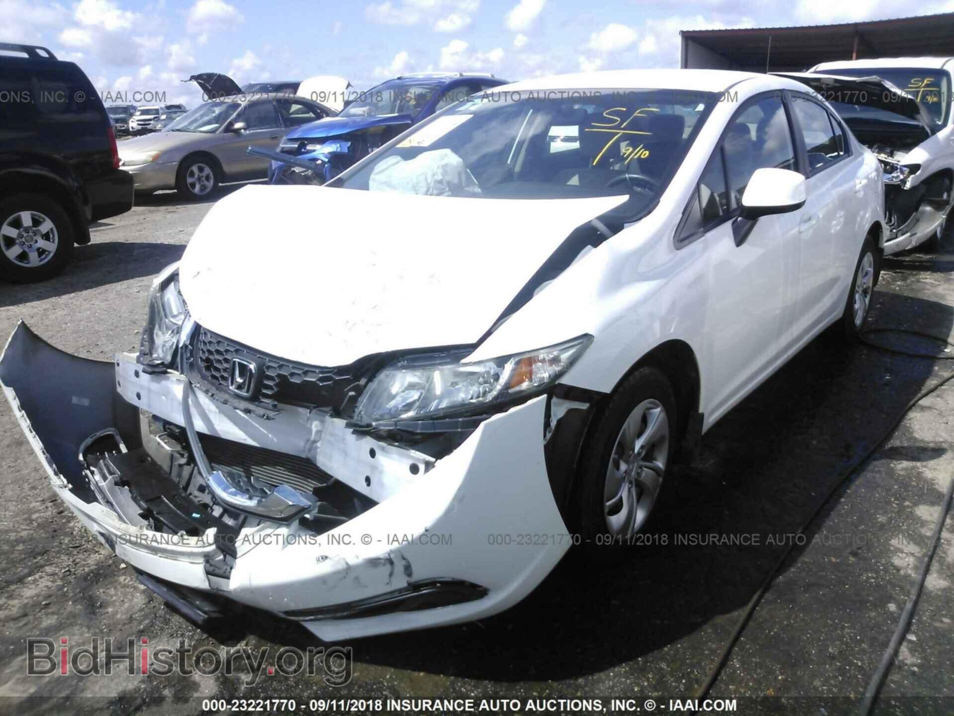 2013 Honda Civic - VIN: 2HGFB2F55DH508907 - Photo 2