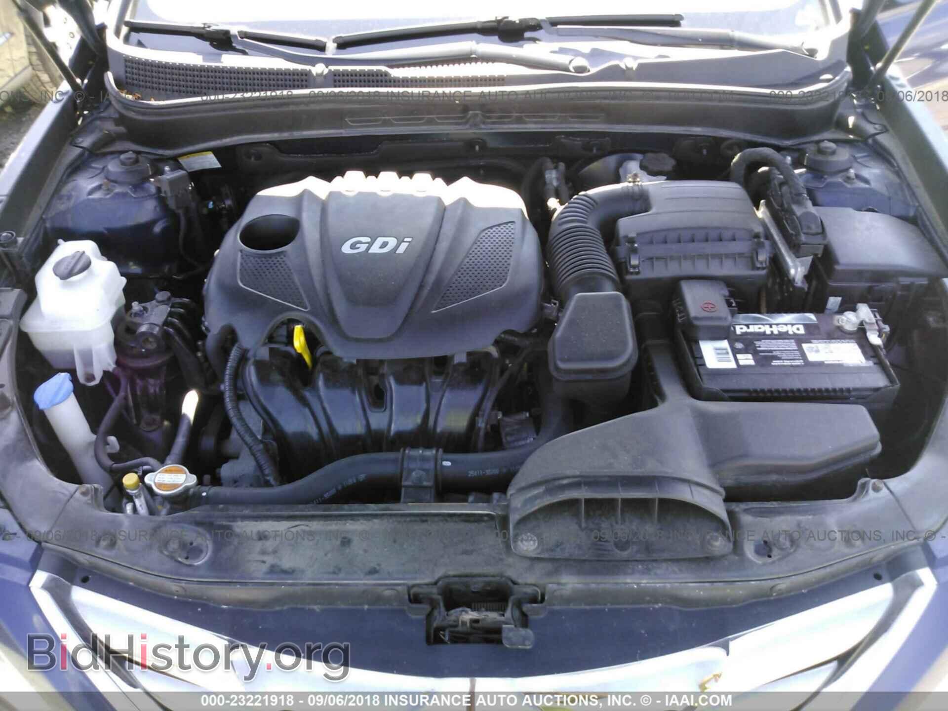 2012 Hyundai Sonata - VIN: 5NPEC4AC5CH409857 - Photo 10