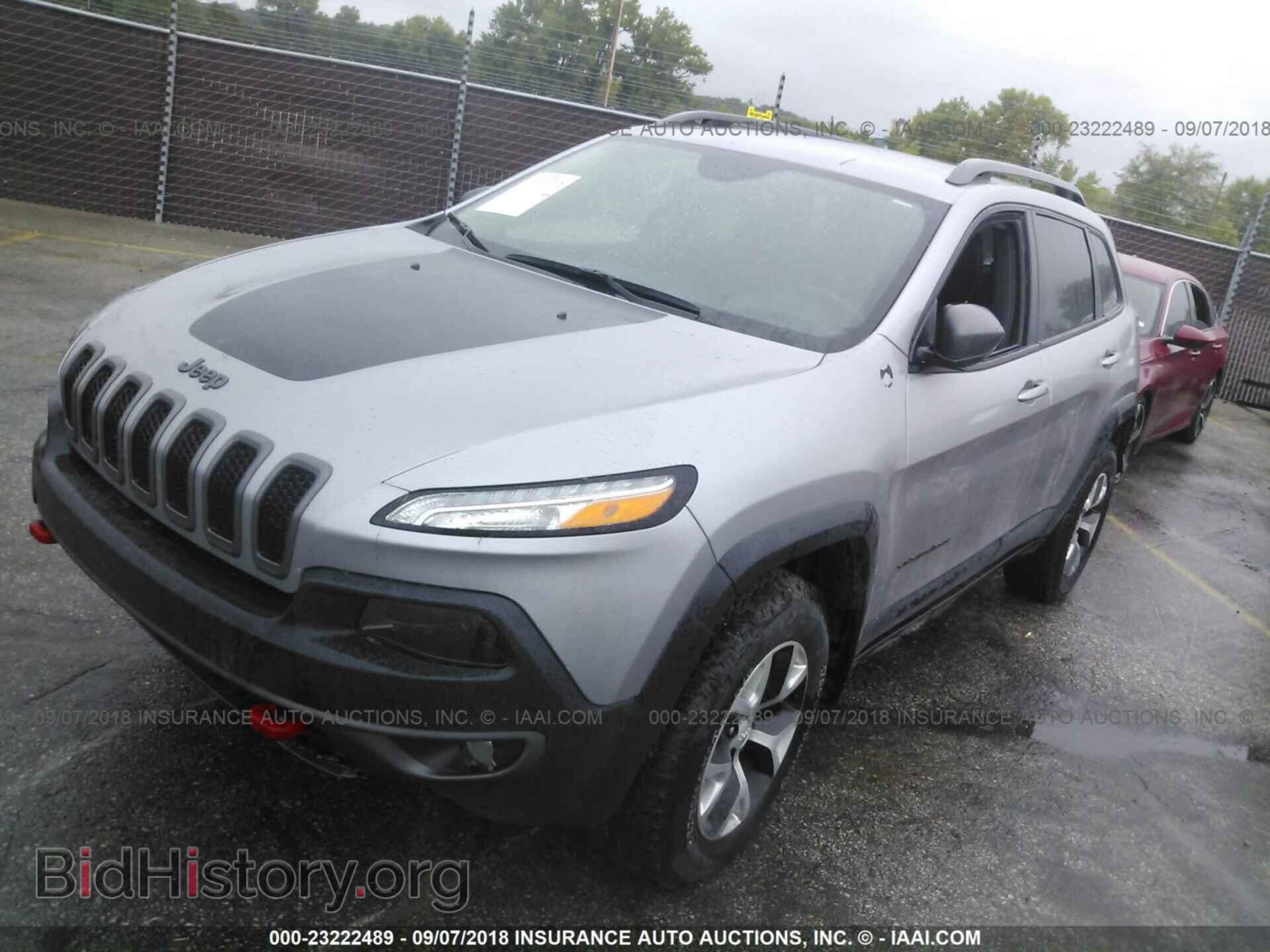 2017 Jeep Cherokee - VIN: 1C4PJMBS9HD218153 - Фото 2