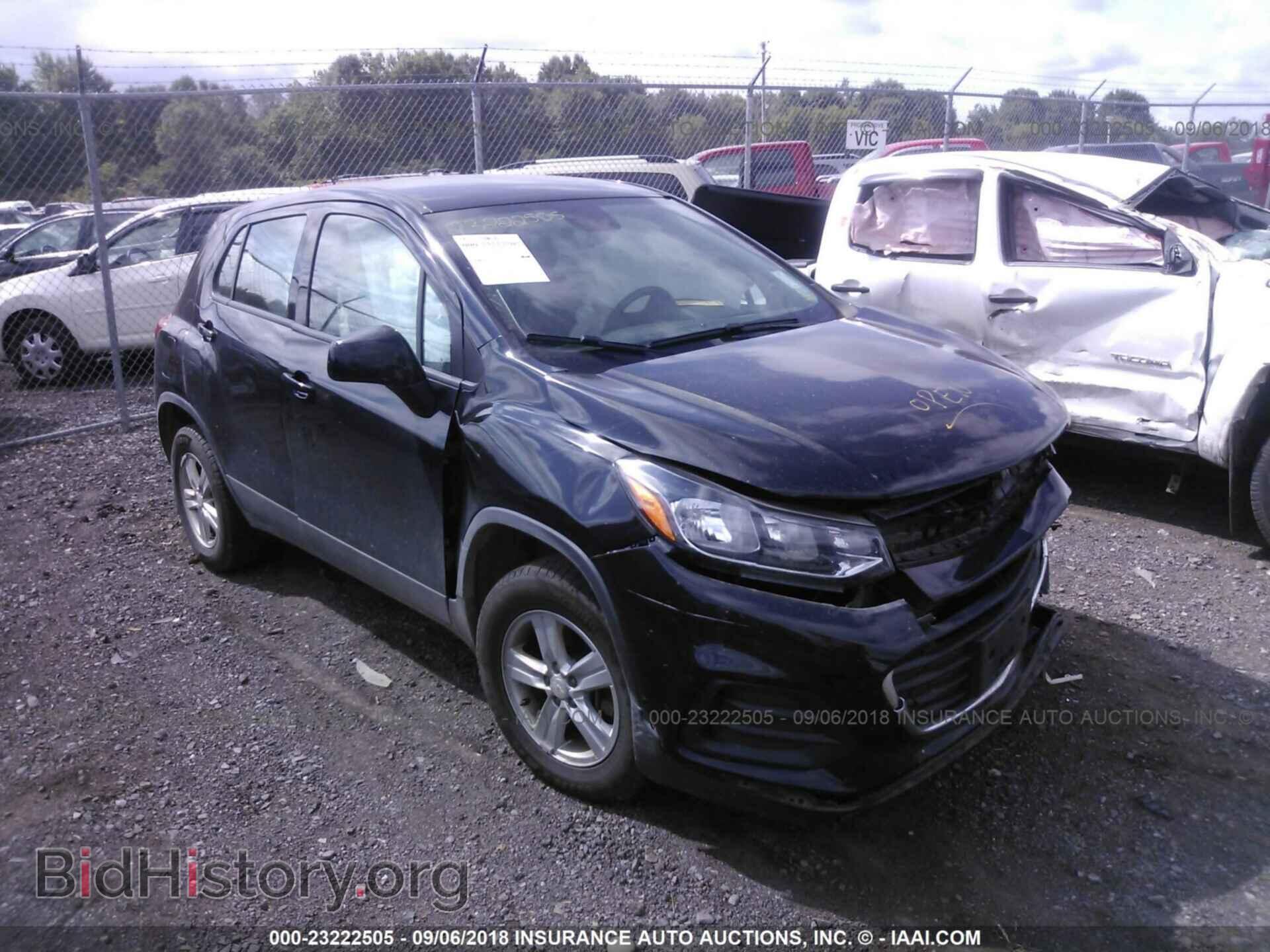 Photo 3GNCJNSB8HL240540 - Chevrolet Trax 2017