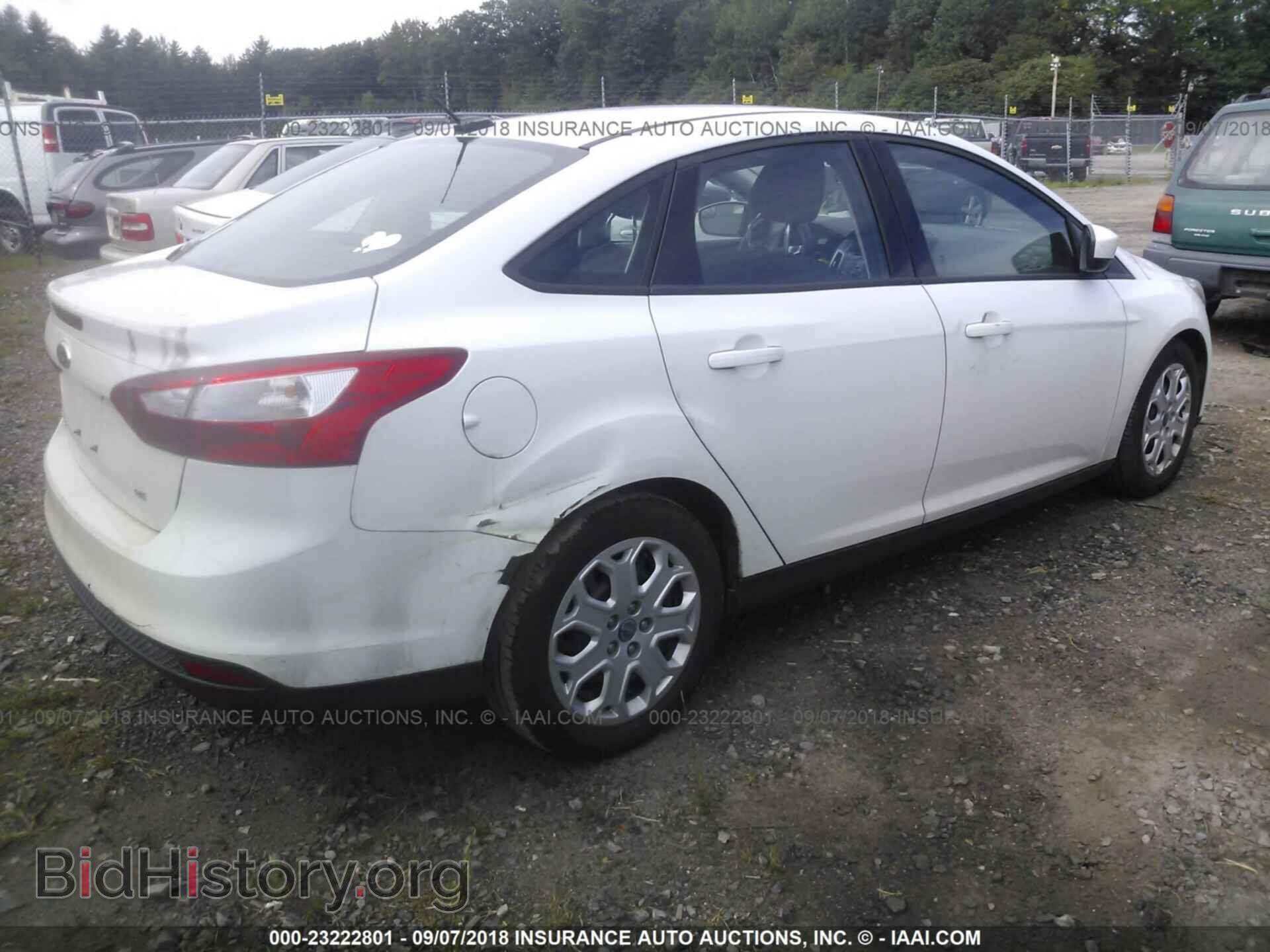 2012 Ford Focus - VIN: 1FAHP3F25CL195966 - Фото 4