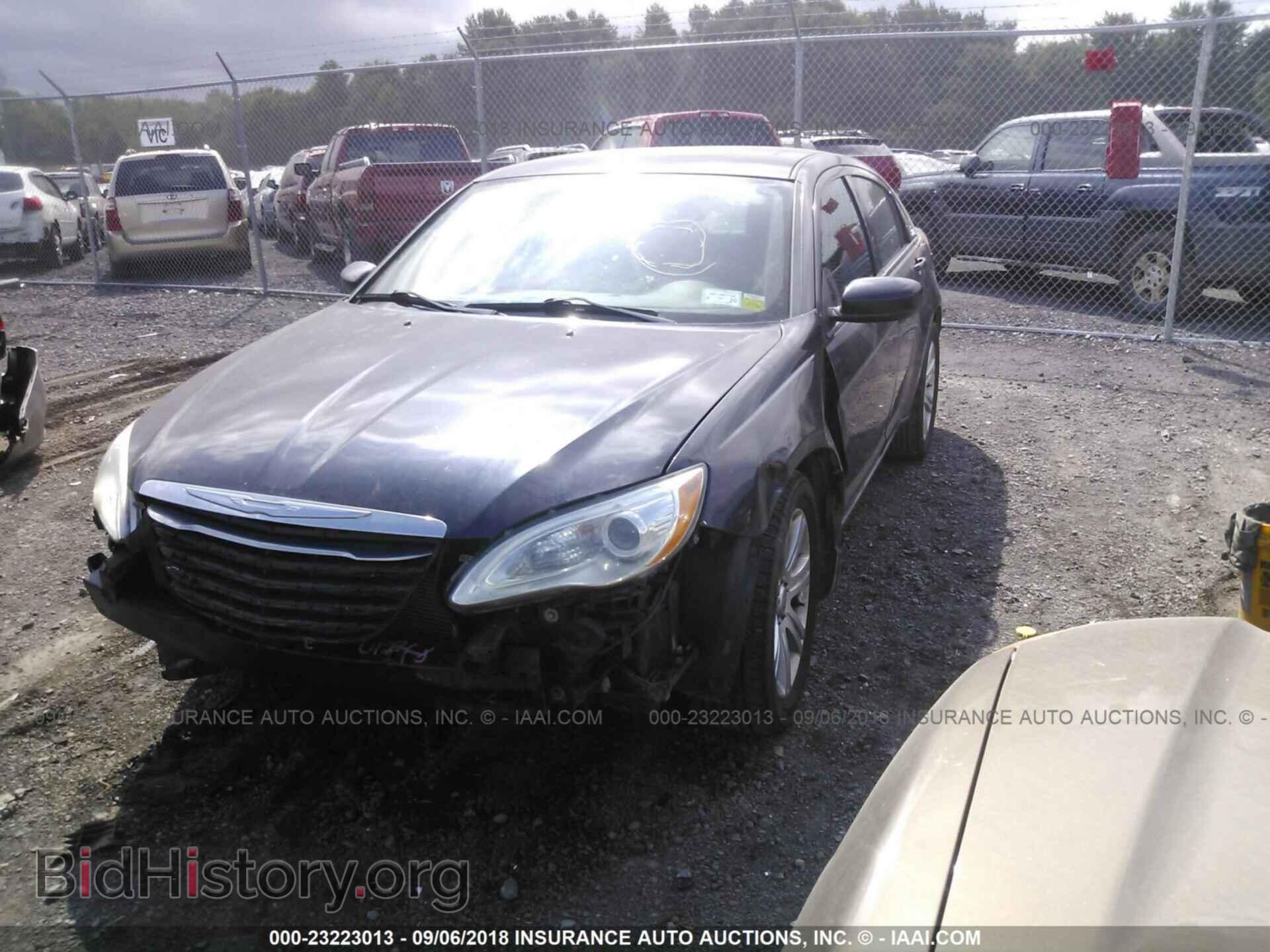 2012 Chrysler 200 - VIN: 1C3CCBBB7CN180877 - Фото 2
