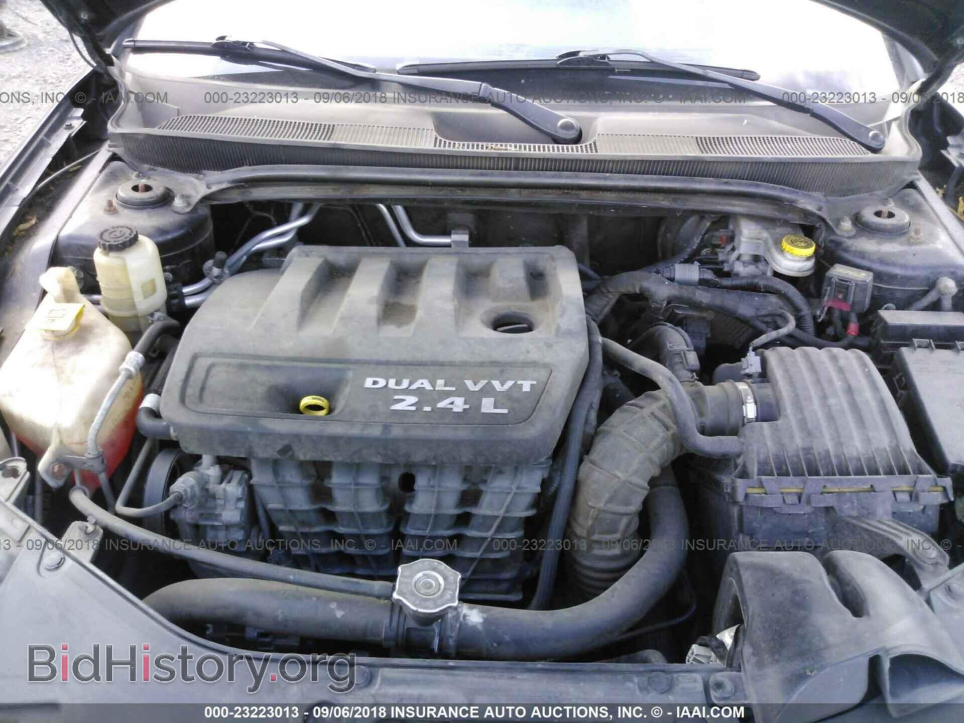 2012 Chrysler 200 - VIN: 1C3CCBBB7CN180877 - Фото 10