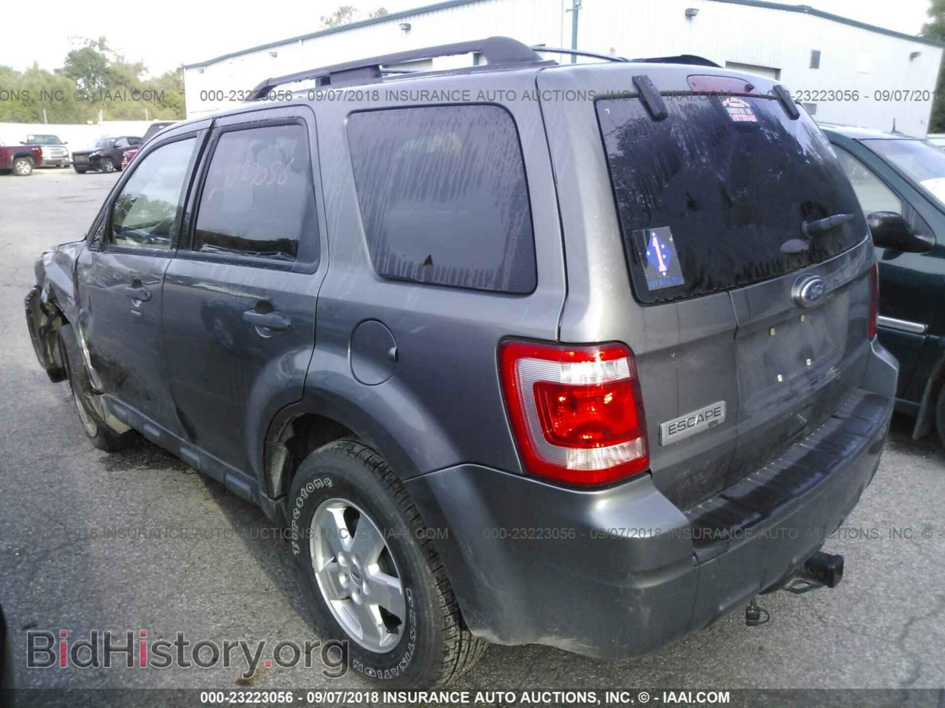 2011 Ford Escape - VIN: 1FMCU0D71BKC30979 - Фото 3