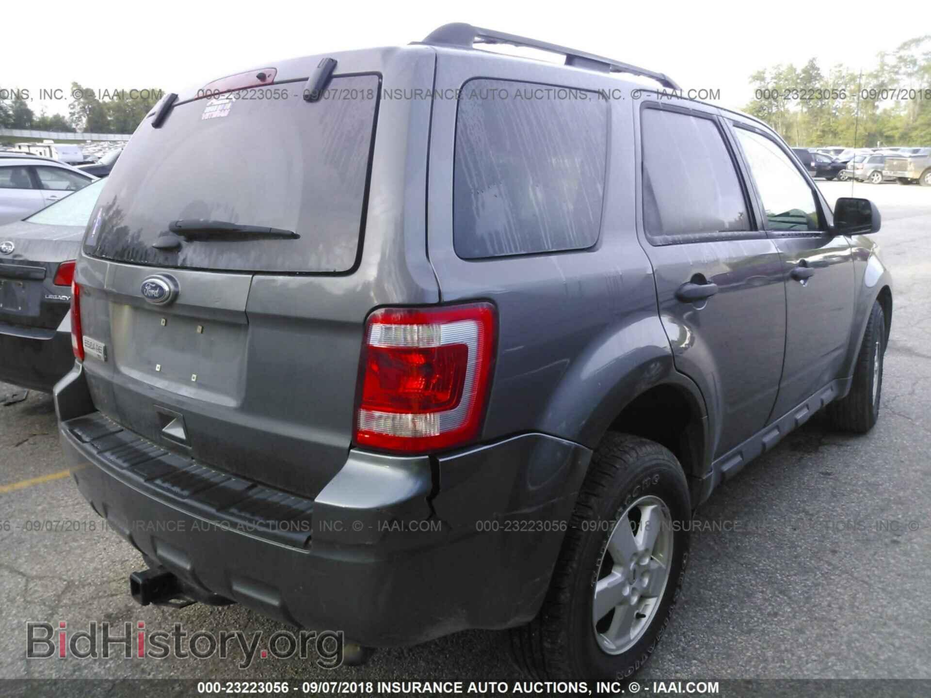 2011 Ford Escape - VIN: 1FMCU0D71BKC30979 - Фото 4