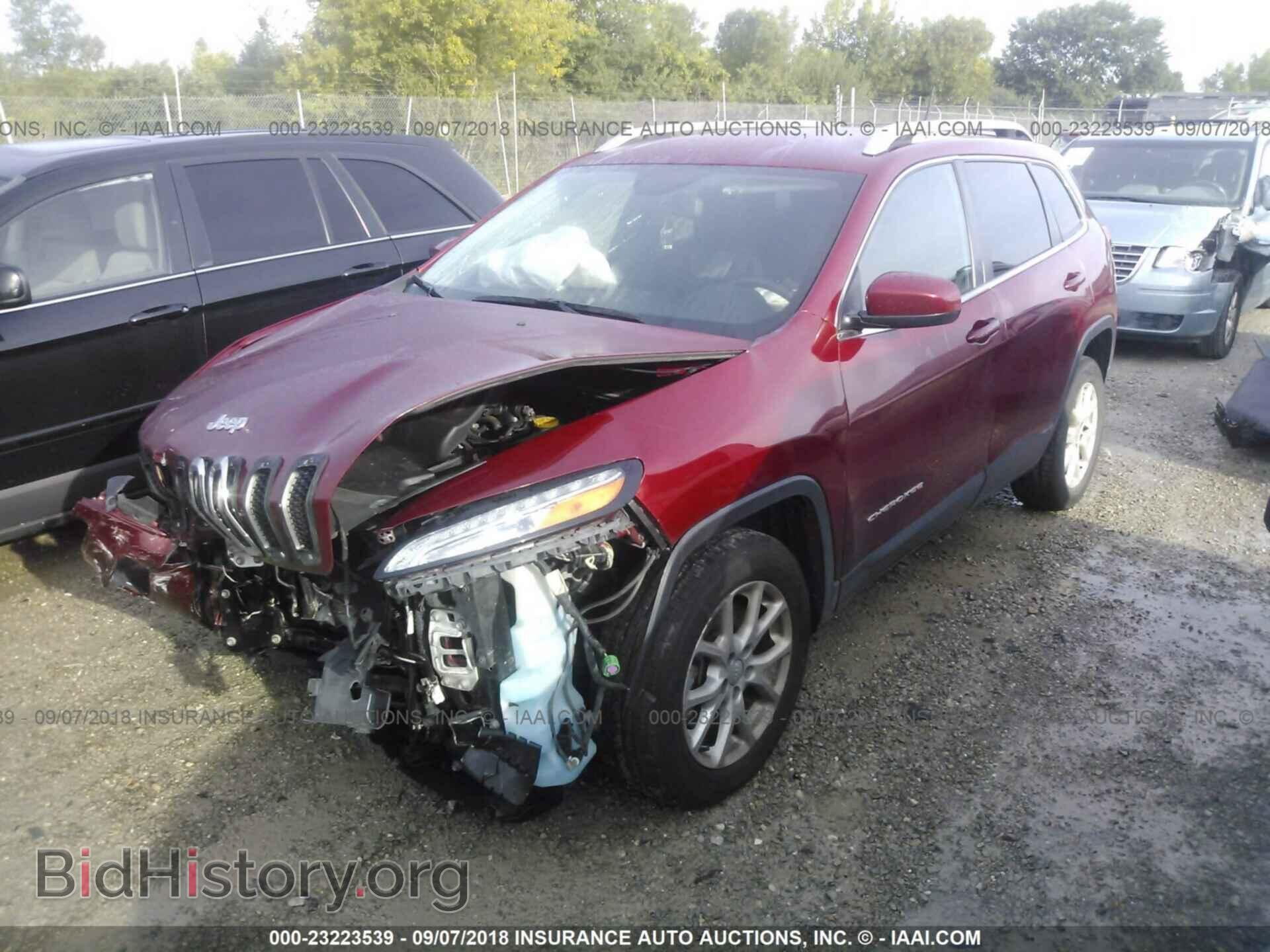 2014 Jeep Cherokee - VIN: 1C4PJLCB6EW275130 - Фото 2