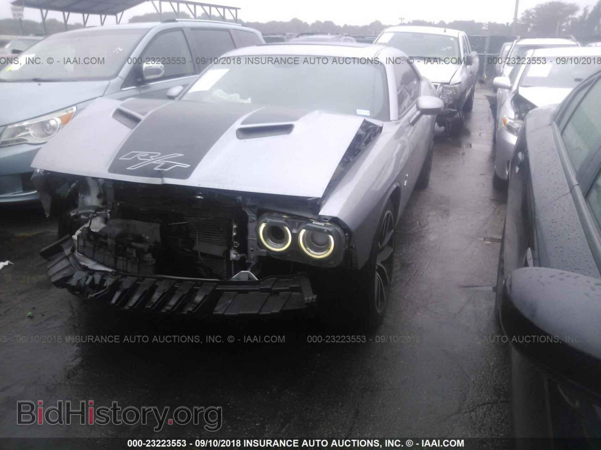 2015 Dodge Challenger - VIN: 2C3CDZFJ7FH708440 - Photo 2