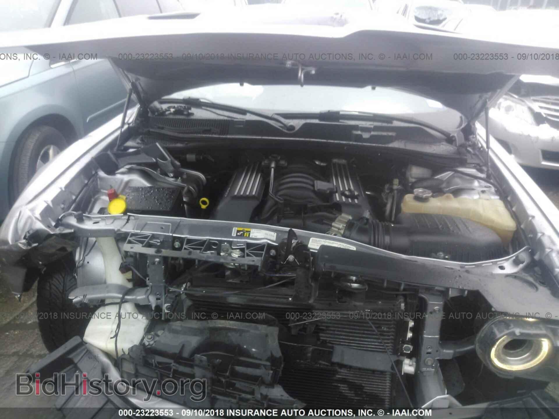 2015 Dodge Challenger - VIN: 2C3CDZFJ7FH708440 - Photo 10