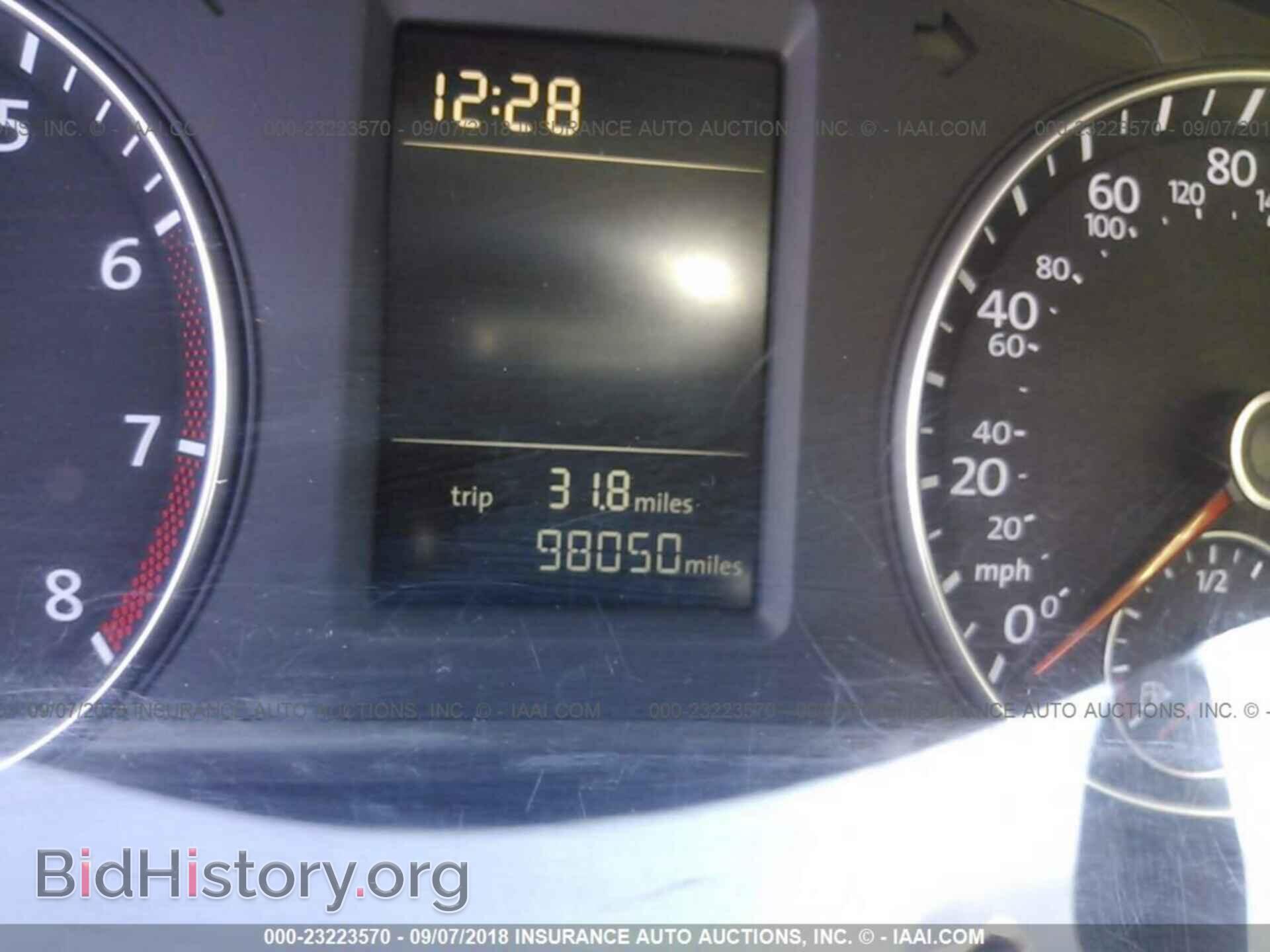 2015 Volkswagen Passat - VIN: 1VWAT7A38FC092895 - Фото 7