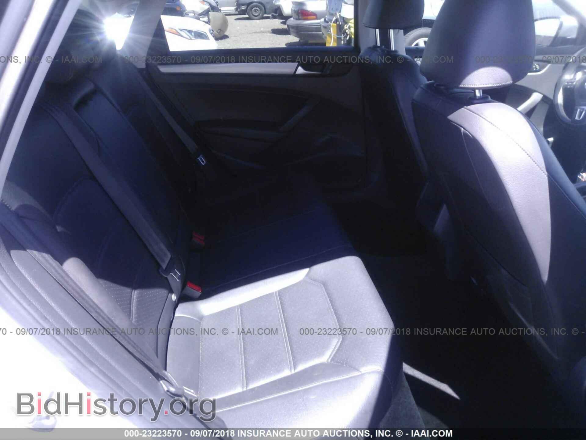 2015 Volkswagen Passat - VIN: 1VWAT7A38FC092895 - Фото 8