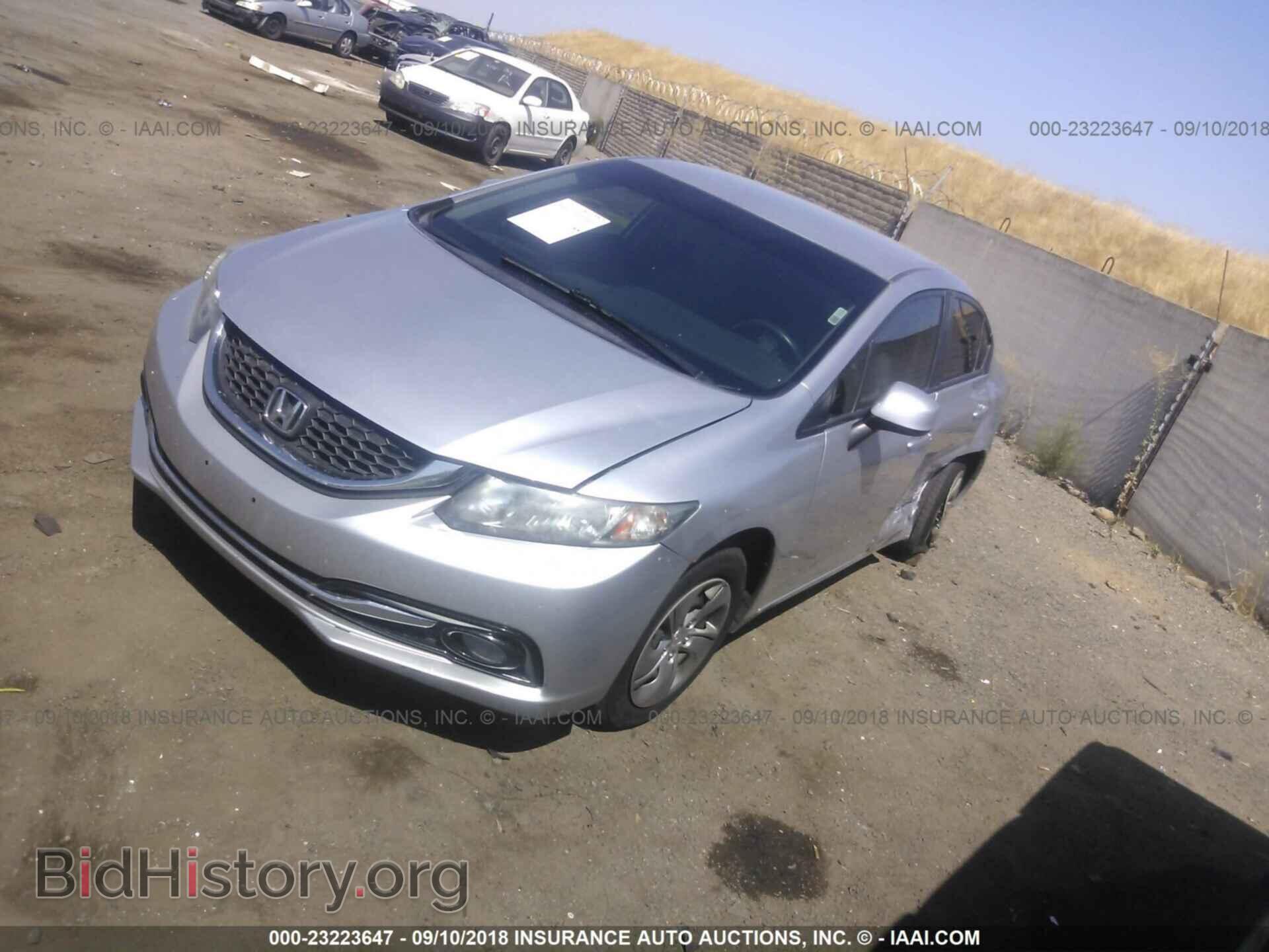 2013 Honda Civic - VIN: 19XFB2F58DE231955 - Фото 2