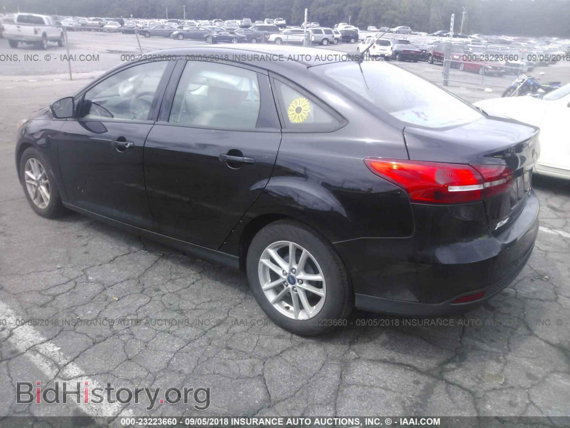 2016 Ford Focus - VIN: 1FADP3F27GL367600 - Фото 3