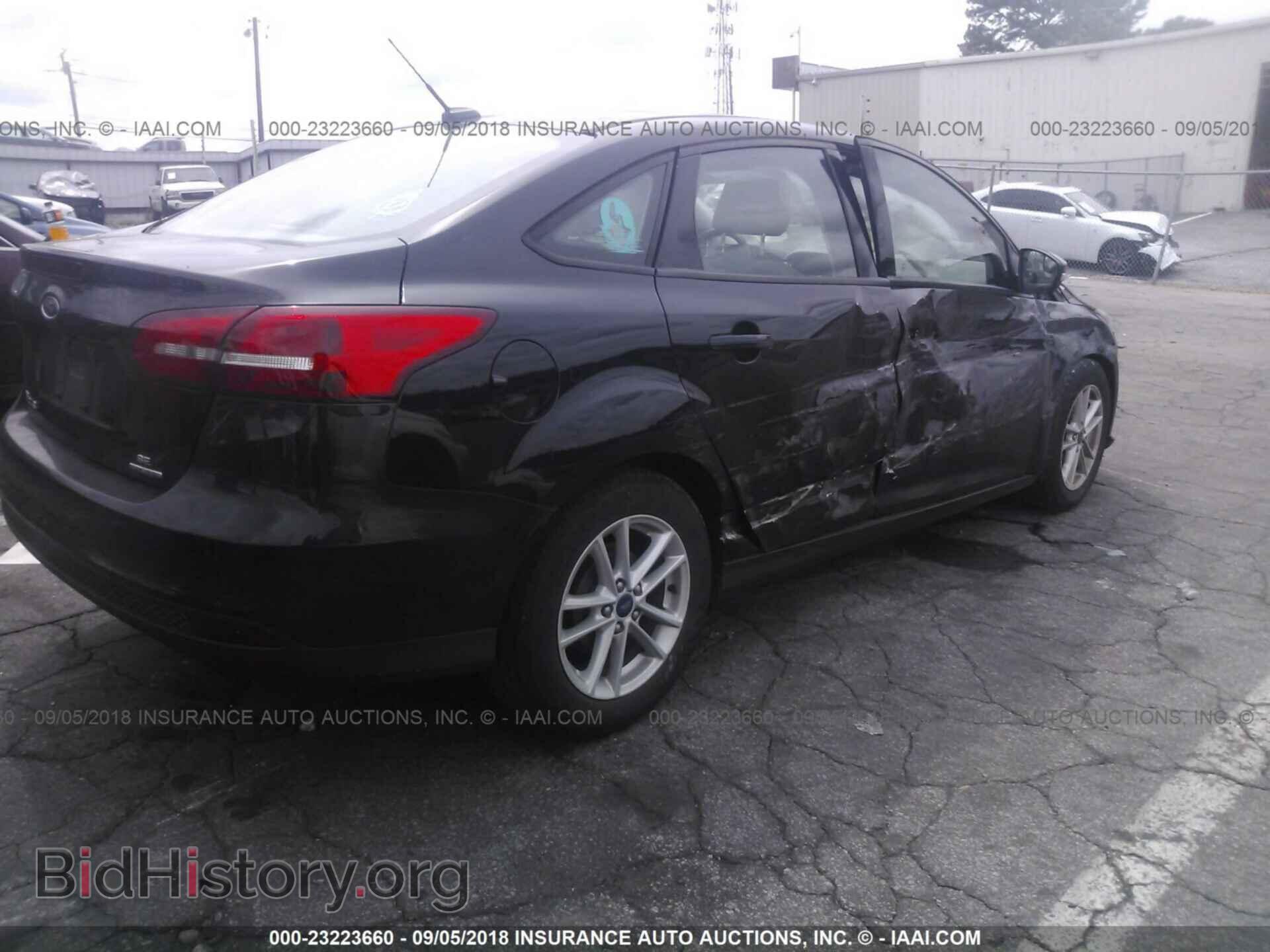 2016 Ford Focus - VIN: 1FADP3F27GL367600 - Фото 4