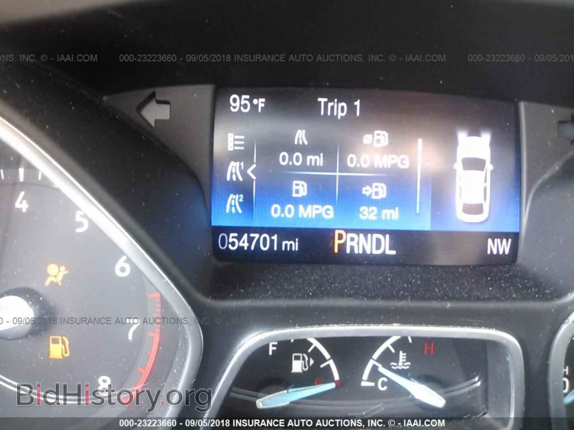 2016 Ford Focus - VIN: 1FADP3F27GL367600 - Фото 7