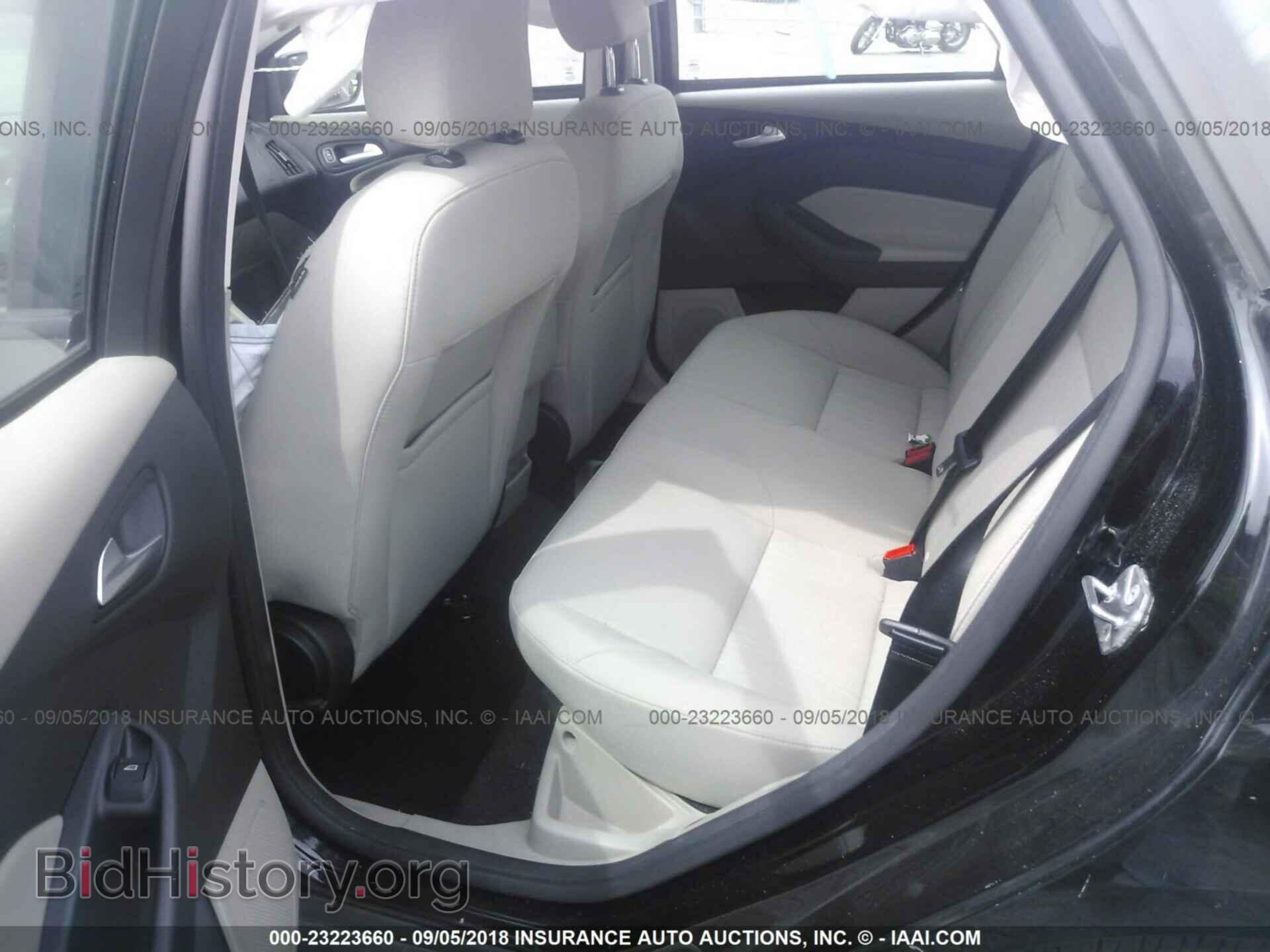 2016 Ford Focus - VIN: 1FADP3F27GL367600 - Фото 8