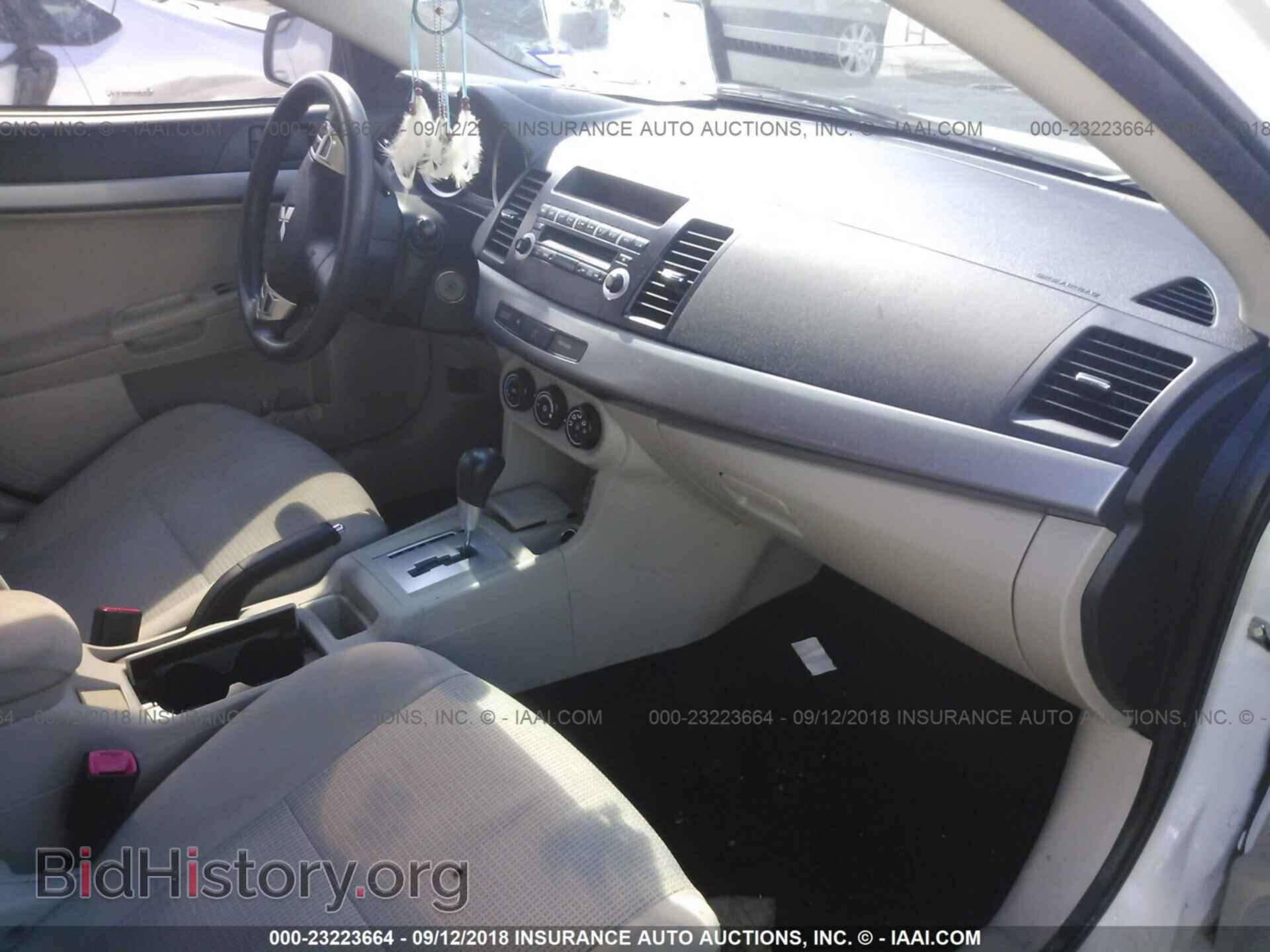 2011 Mitsubishi Lancer - VIN: JA32U2FU0BU024263 - Фото 5