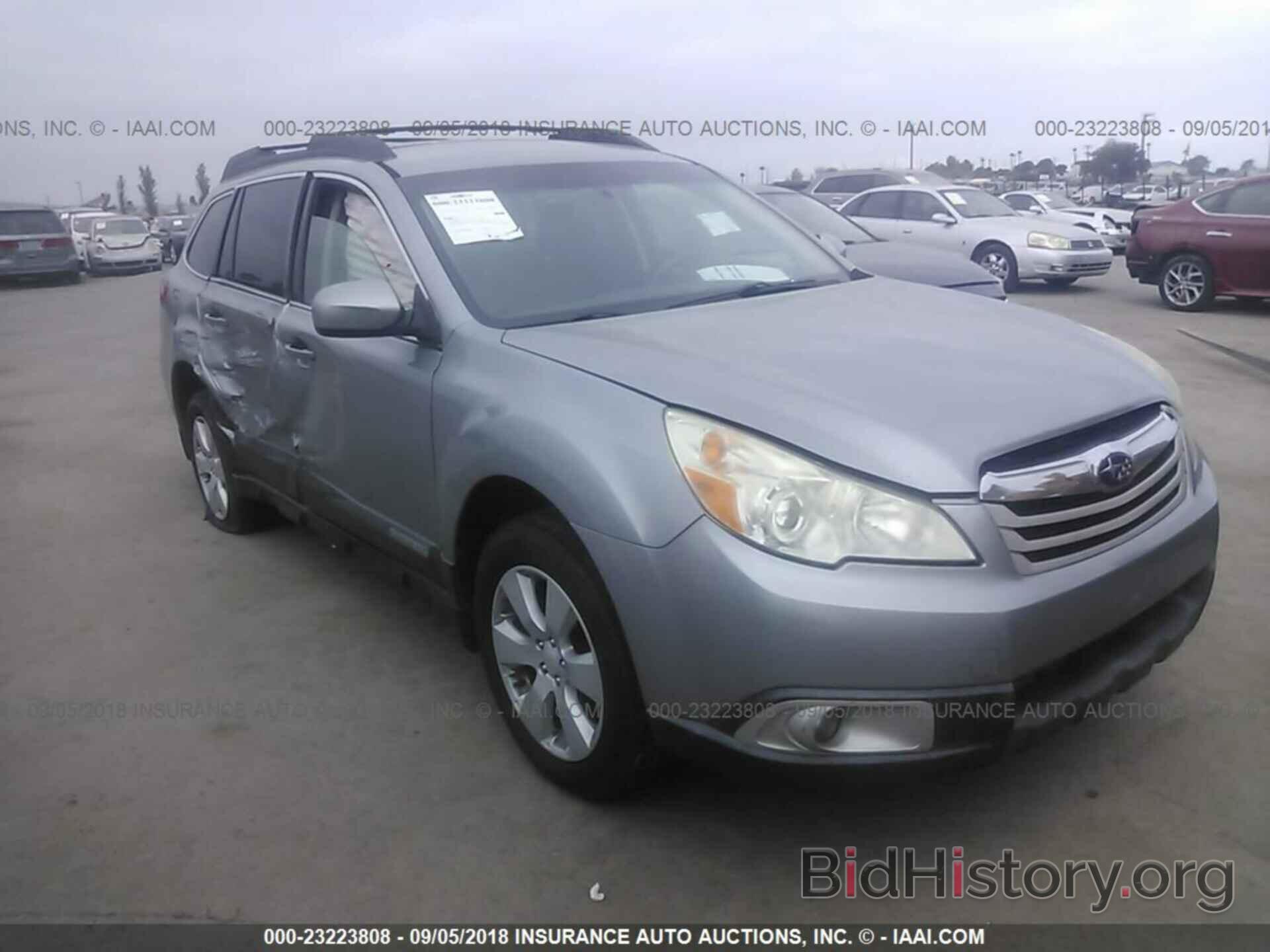 Photo 4S4BRBFC0B3327555 - Subaru Outback 2011