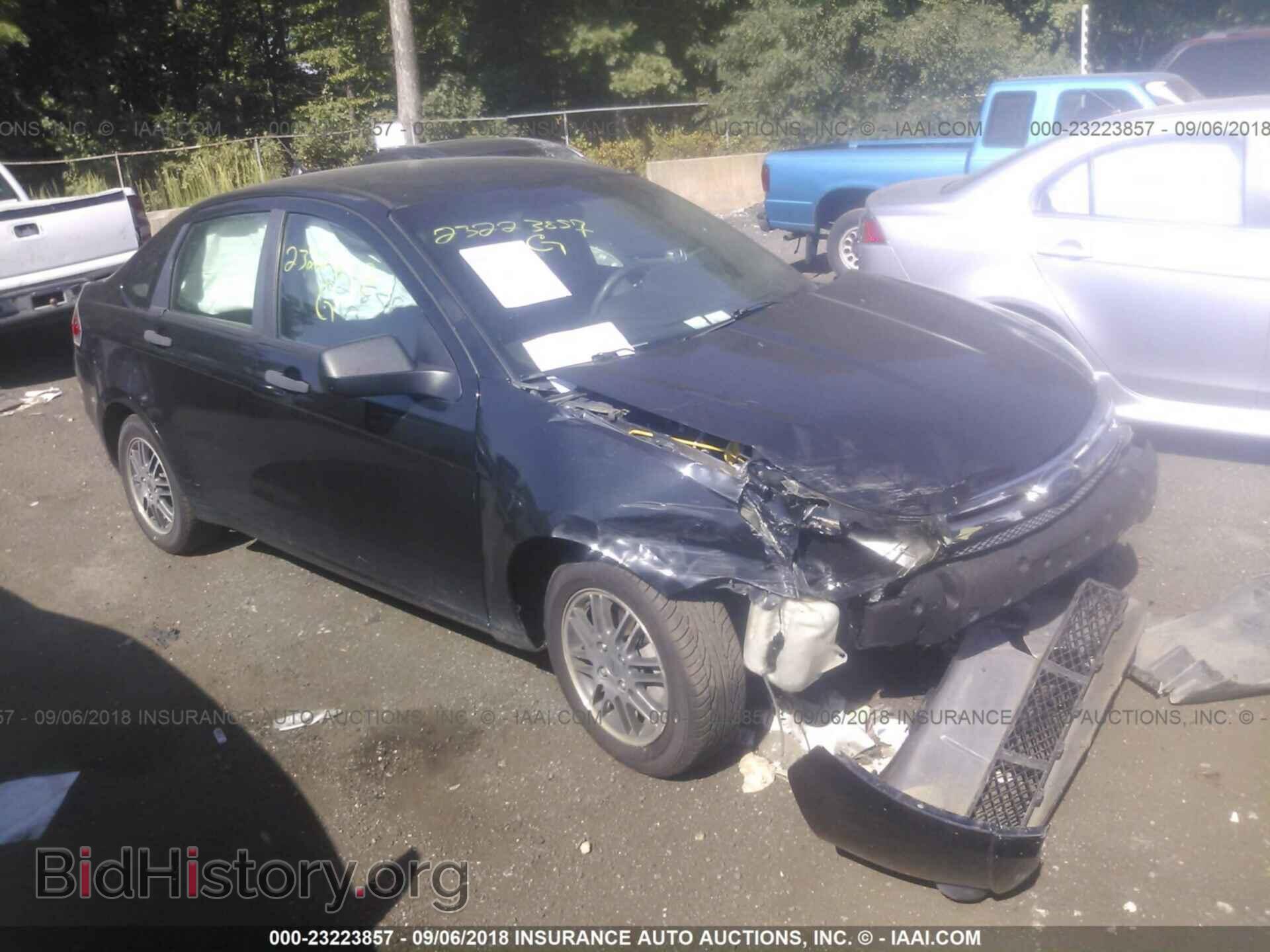 Photo 1FAHP3FN1BW141426 - Ford Focus 2011
