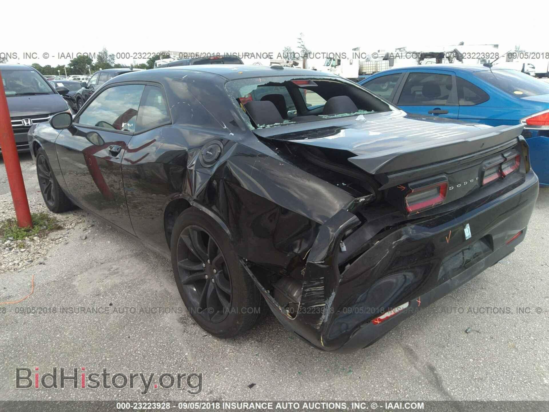 2016 Dodge Challenger - VIN: 2C3CDZAGXGH137622 - Photo 3