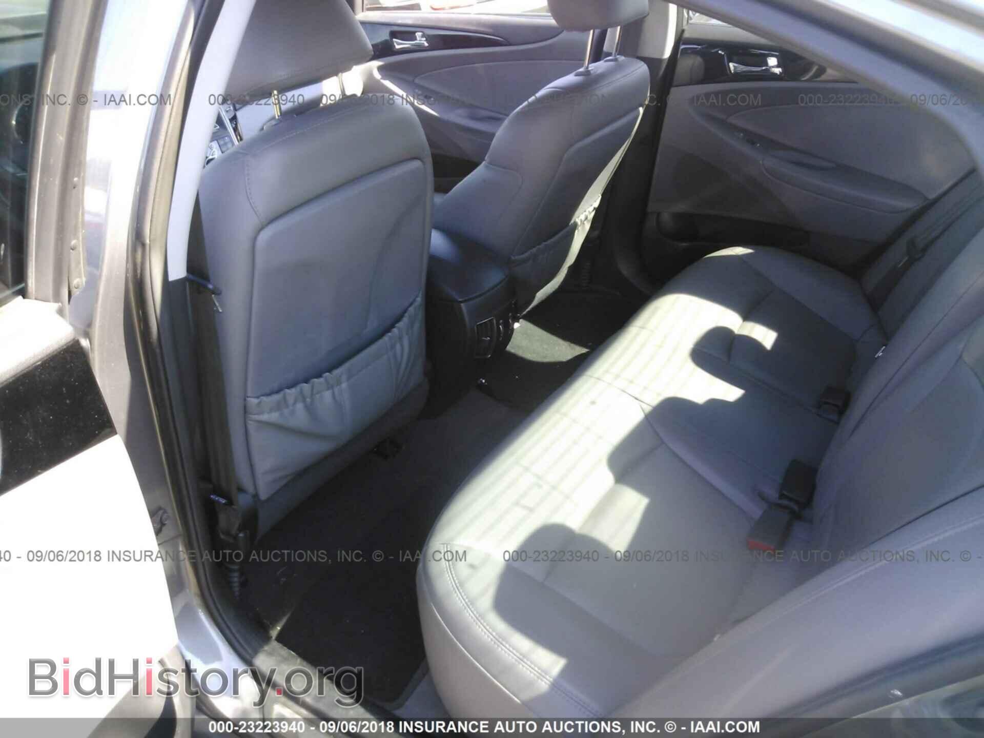 2012 Hyundai Sonata - VIN: 5NPEC4AB5CH375829 - Photo 8