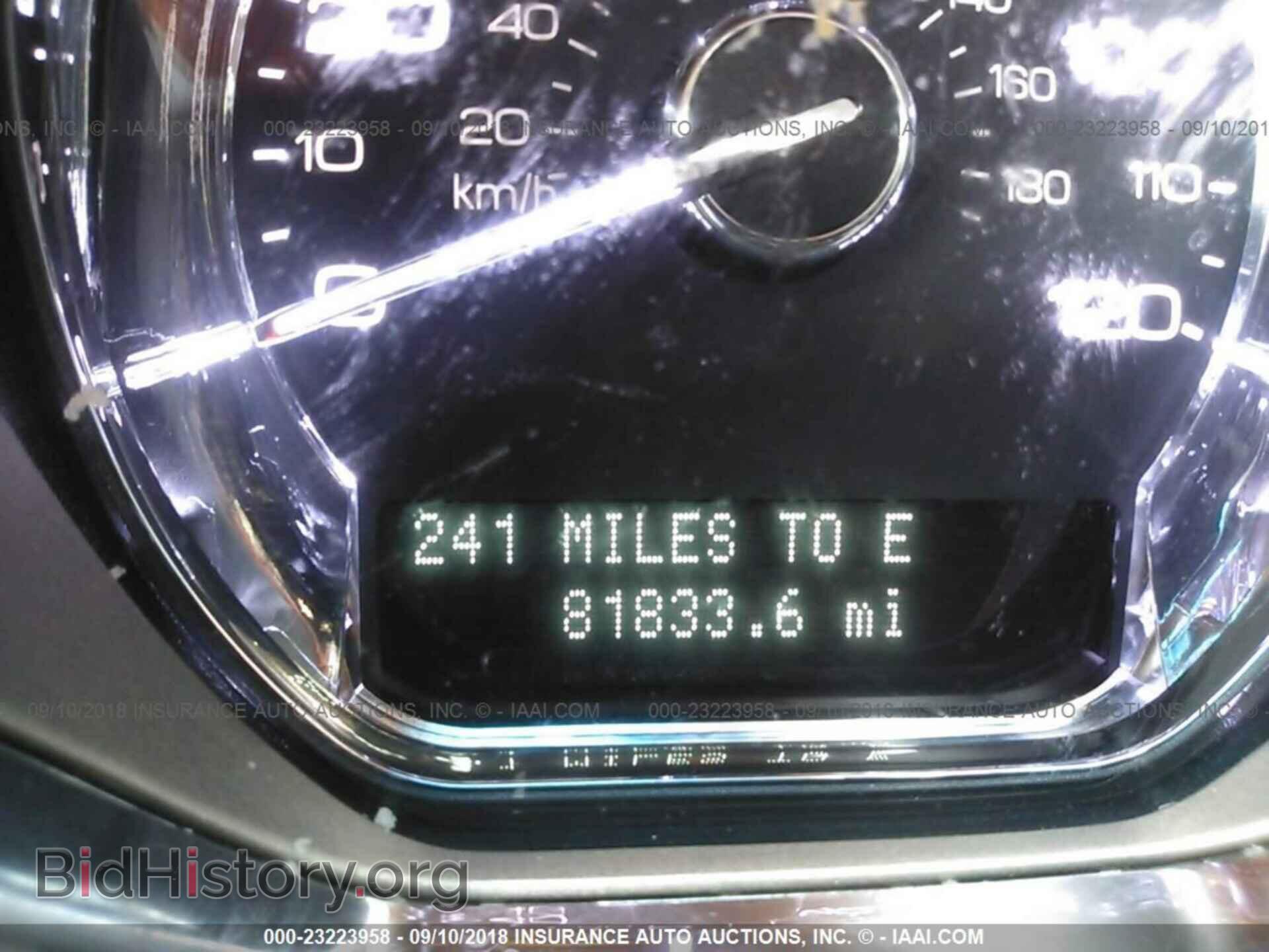 2011 LINCOLN MKT - VIN: 2LMHJ5FR6BBJ52563 - Фото 7