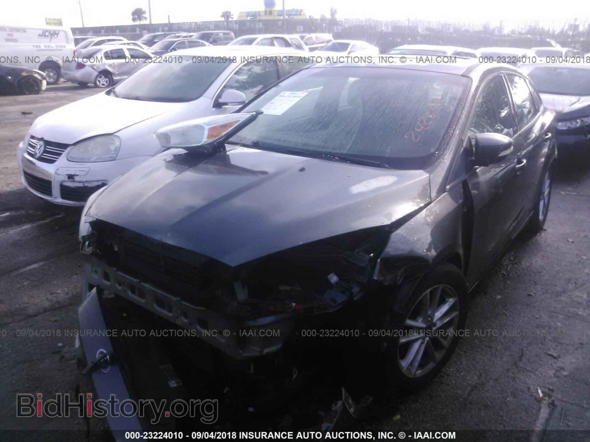 2015 Ford Focus - VIN: 1FADP3F22FL242650 - Photo 6