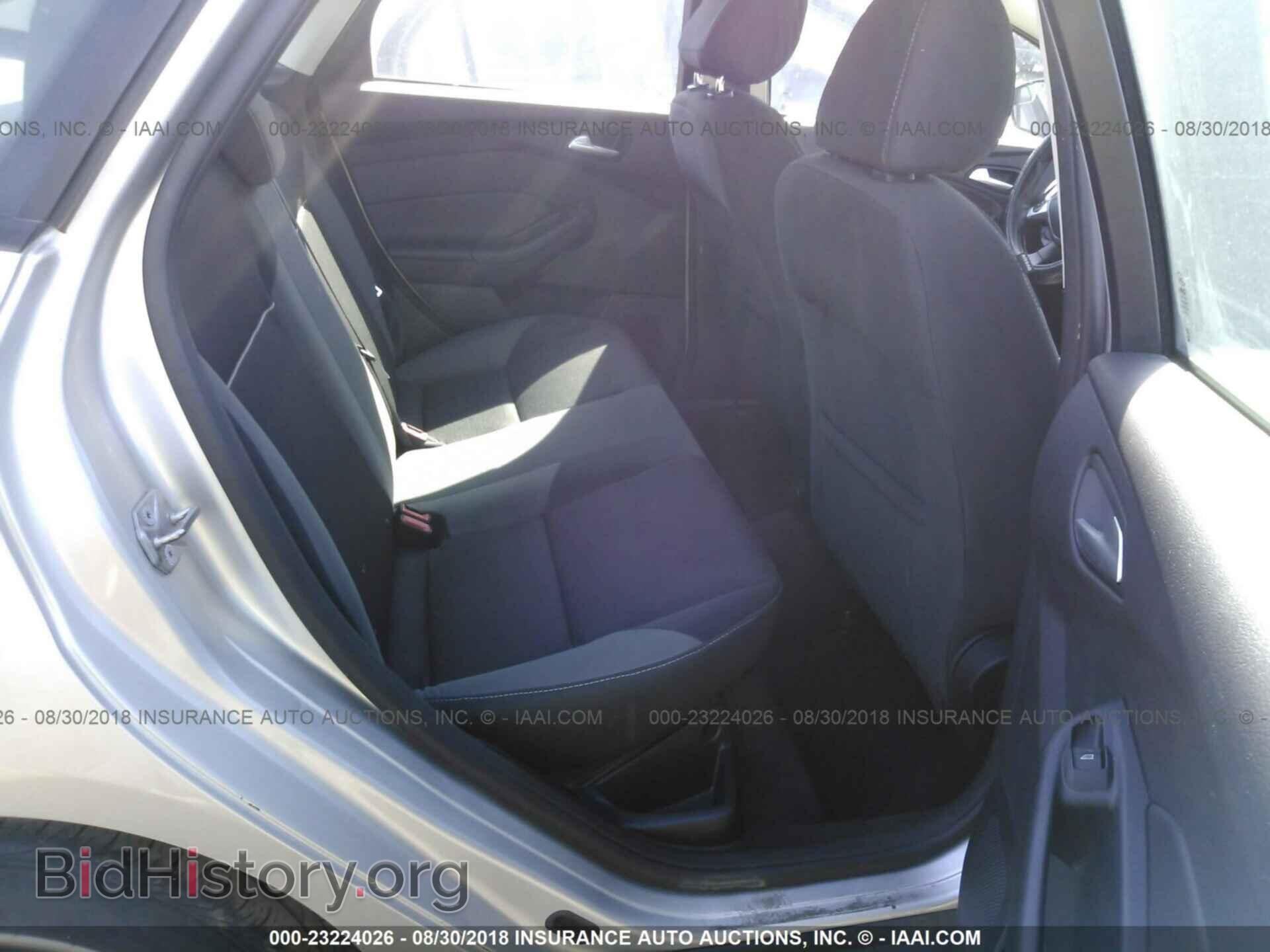 2014 Ford Focus - VIN: 1FADP3F23EL402128 - Фото 8