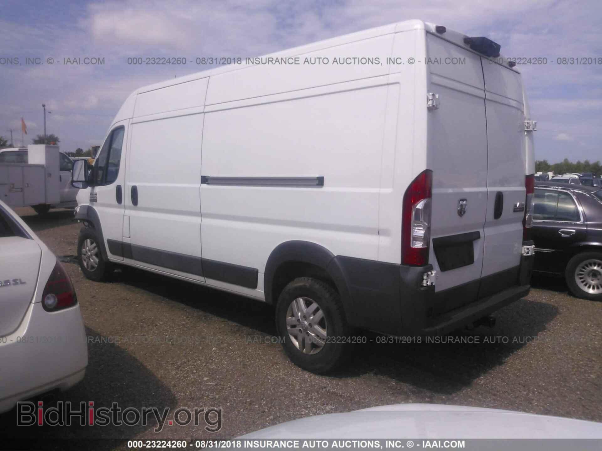 2016 Ram Promaster 2500 - VIN: 3C6TRVDG5GE104581 - Фото 3