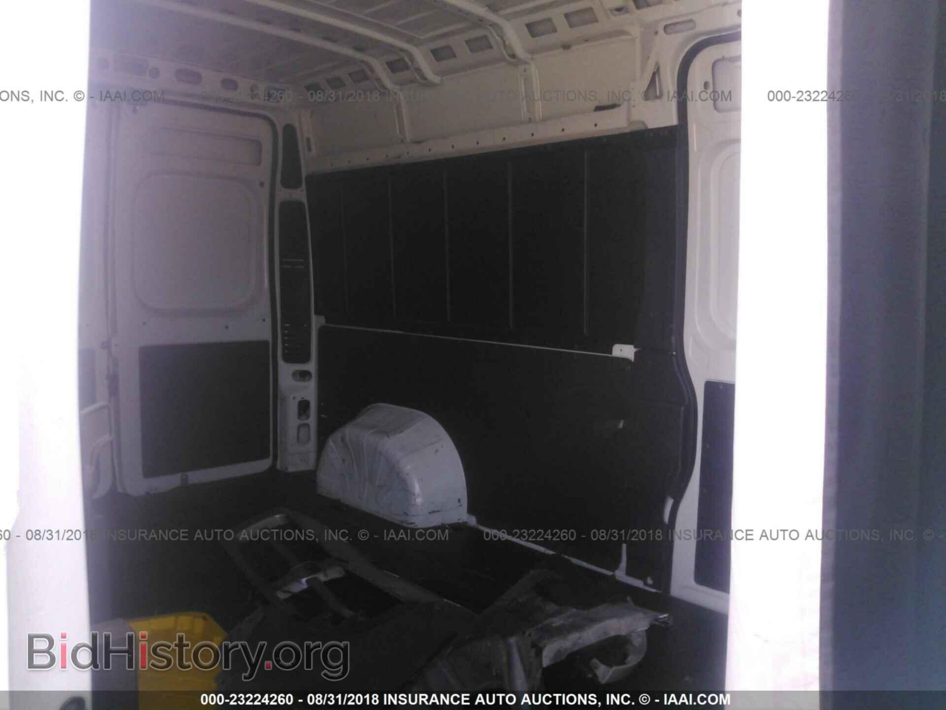 2016 Ram Promaster 2500 - VIN: 3C6TRVDG5GE104581 - Фото 8